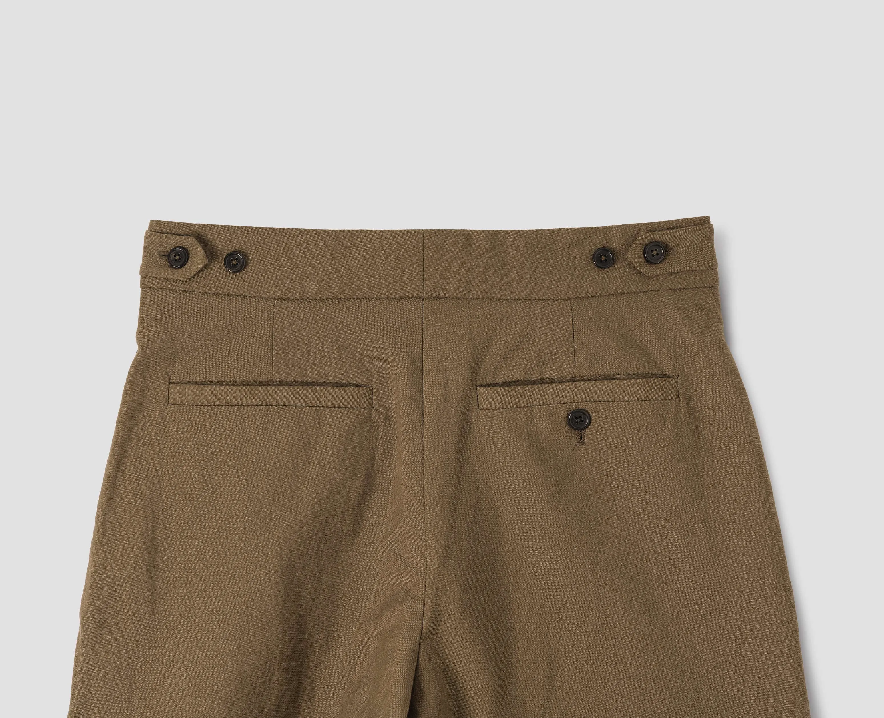 SINGLE PLEAT CROPPED TROUSERS | YARN DYED WOOL LINEN | DARK SAND sold by Margaret Howell product image thumbnail 4