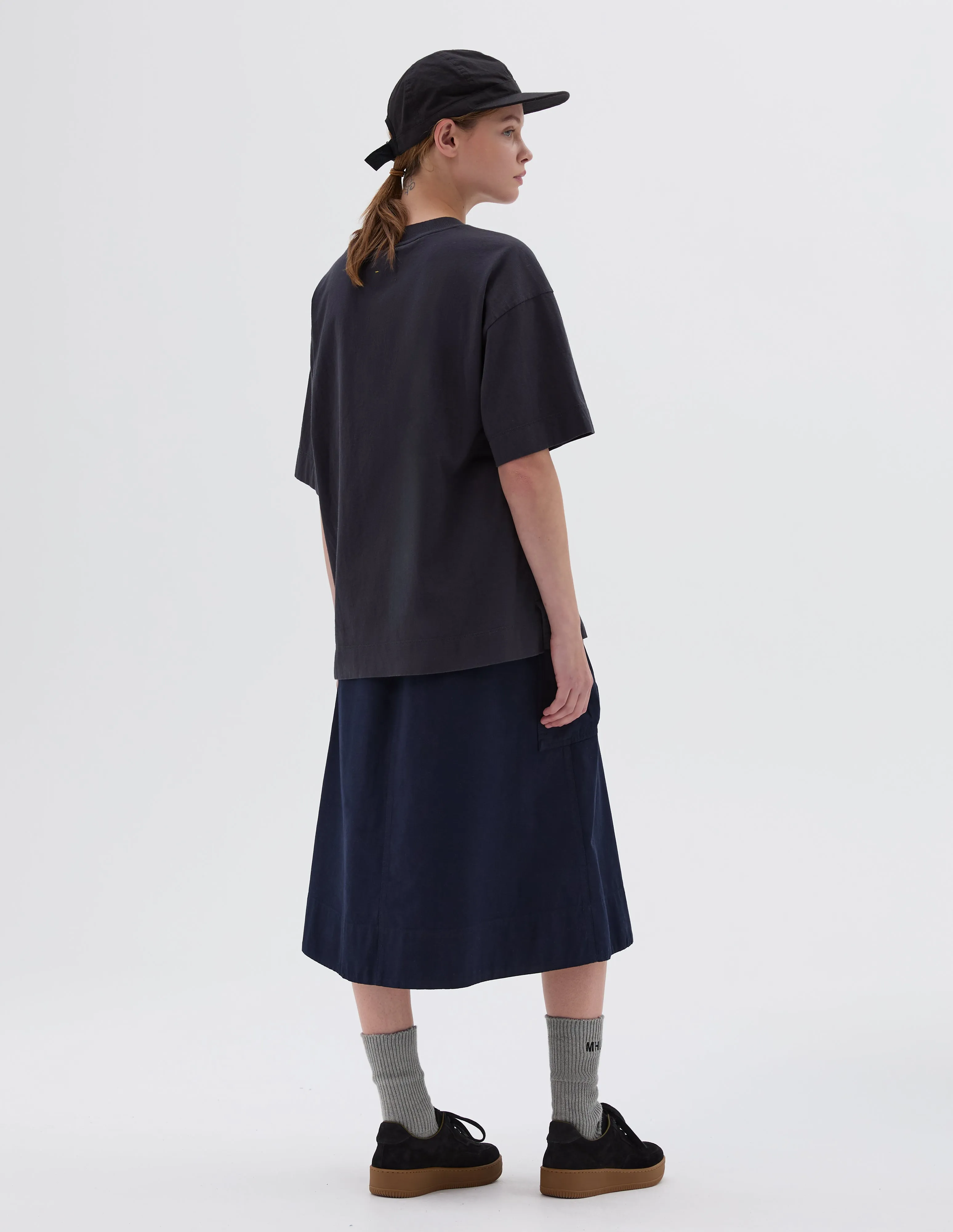 MHL. RELAXED T SHIRT | LIGHTWEIGHT DRY JERSEY | INK sold by Margaret Howell product image thumbnail 3