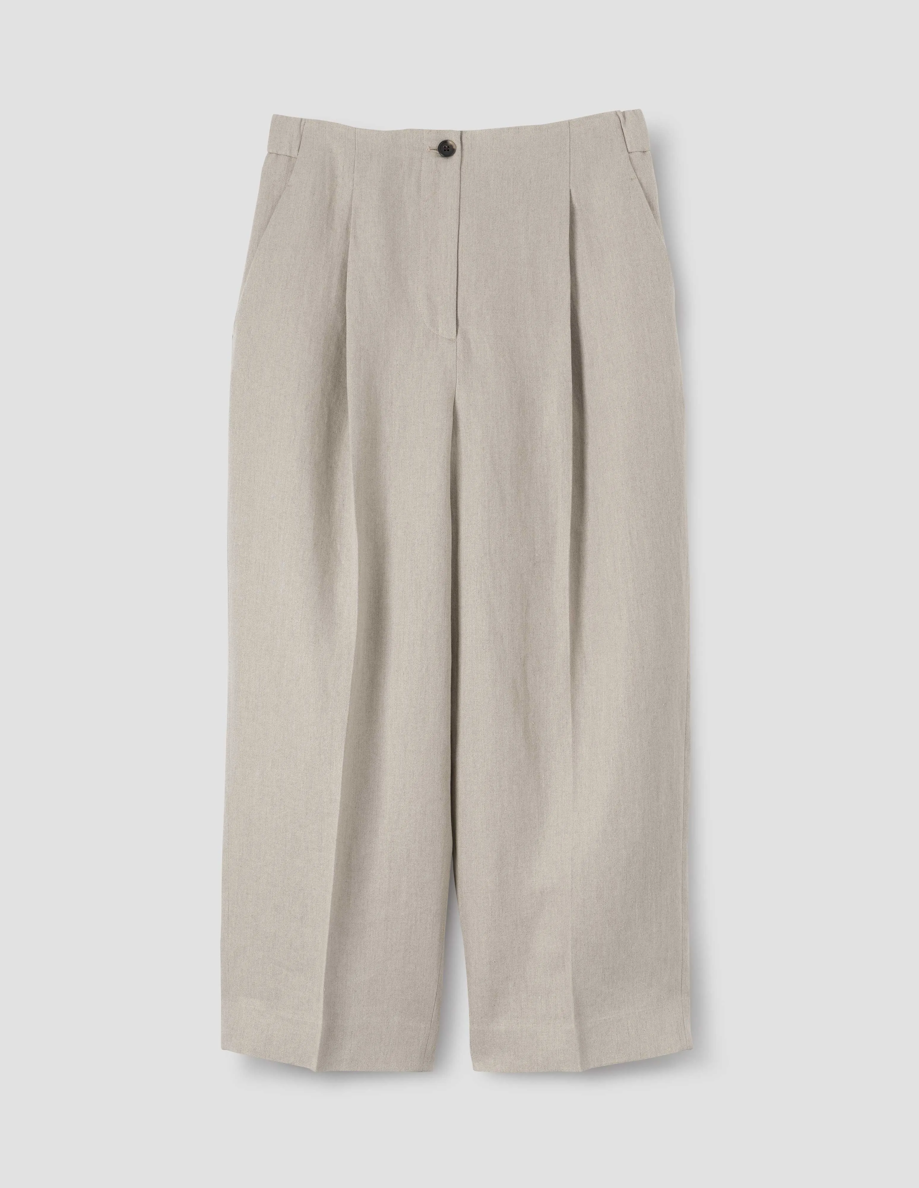 PLEATED FRONT CROPPED TROUSERS | COMPACT LINEN YARNDYE | NATURAL sold by Margaret Howell product image thumbnail 3