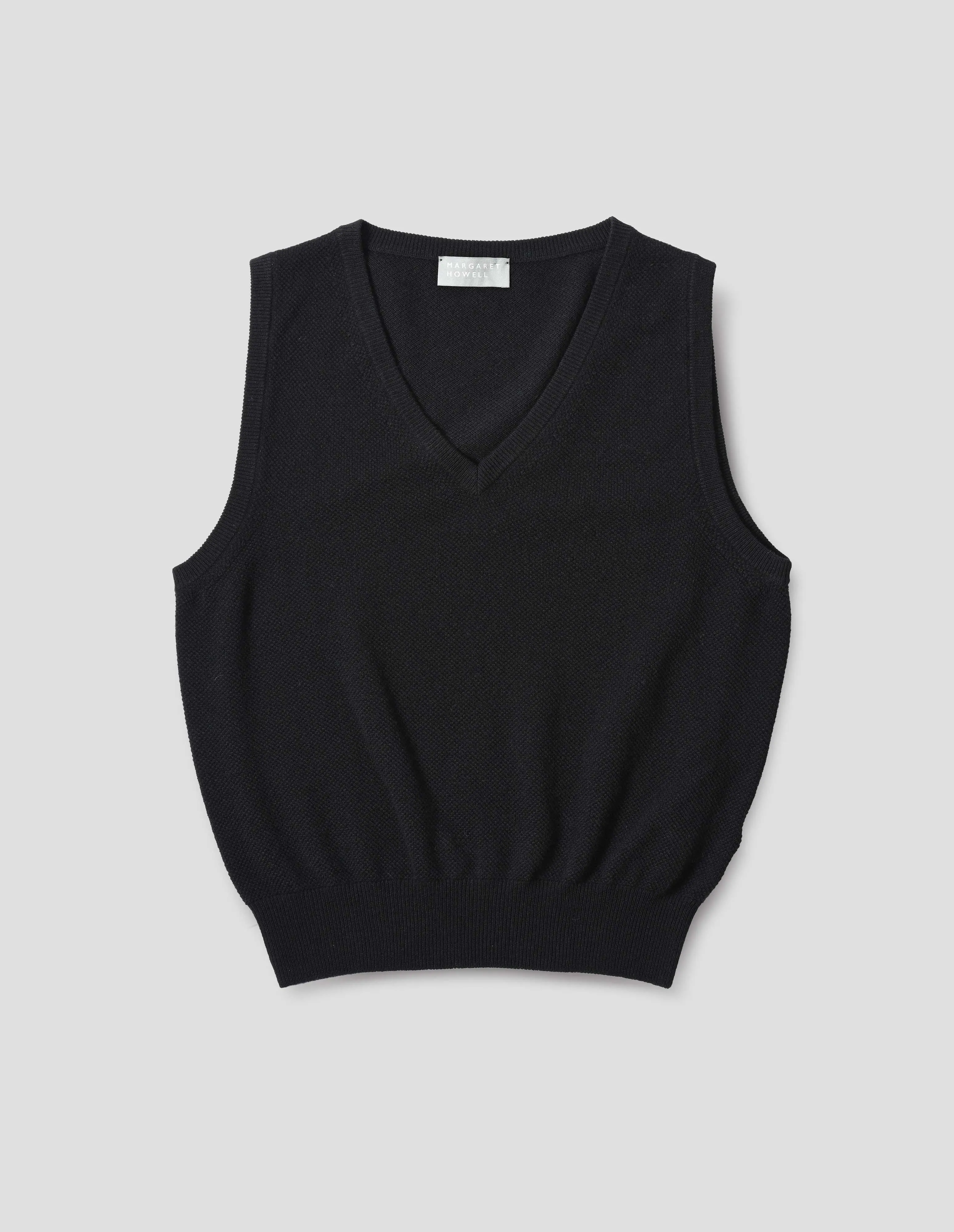 PIQUE V NECK SLIPOVER | WOOL SILK CASHMERE | BLACK sold by Margaret Howell product image thumbnail 4