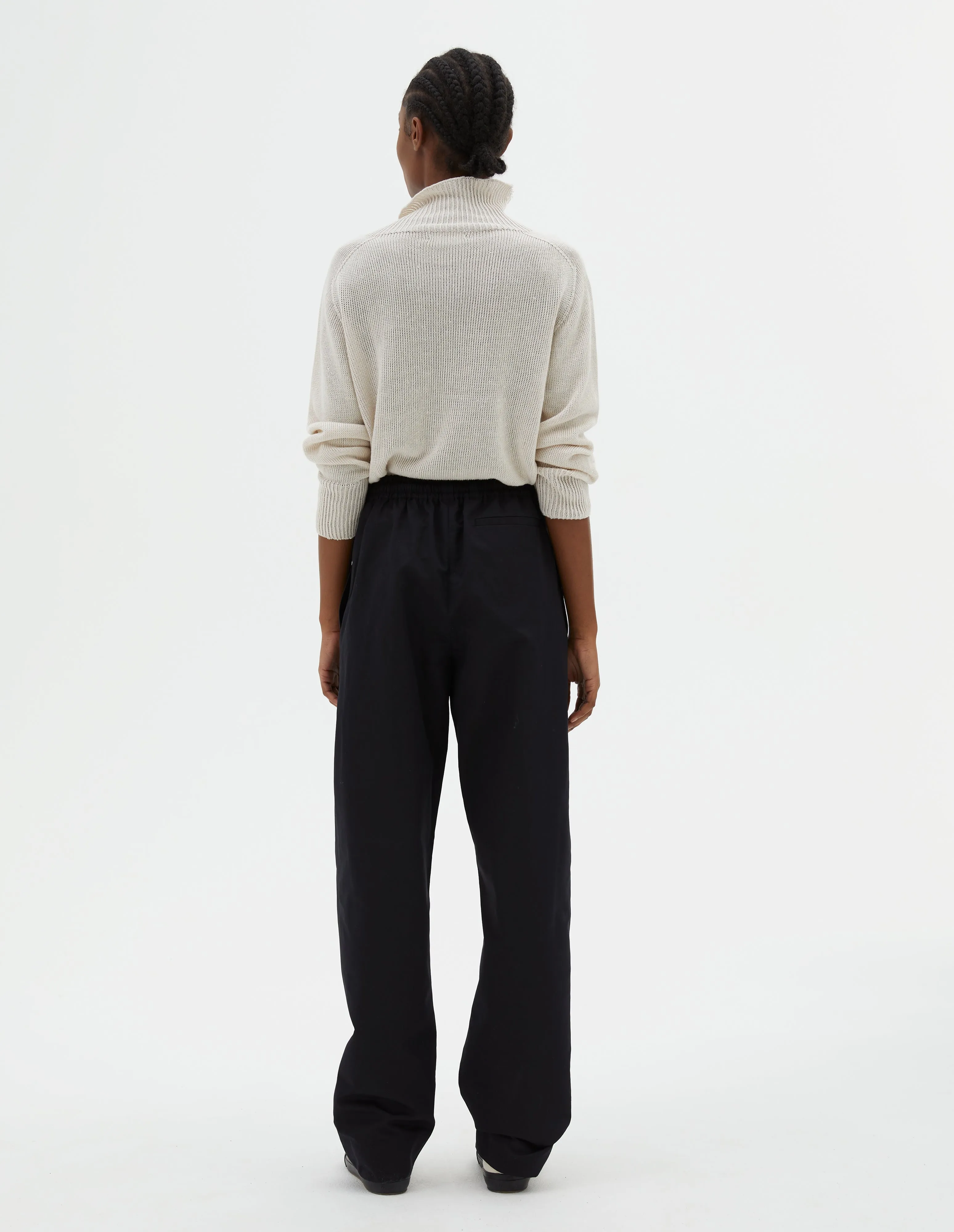 RELAXED TROUSER | COTTON SILK TWILL | BLACK sold by Margaret Howell product image thumbnail 3