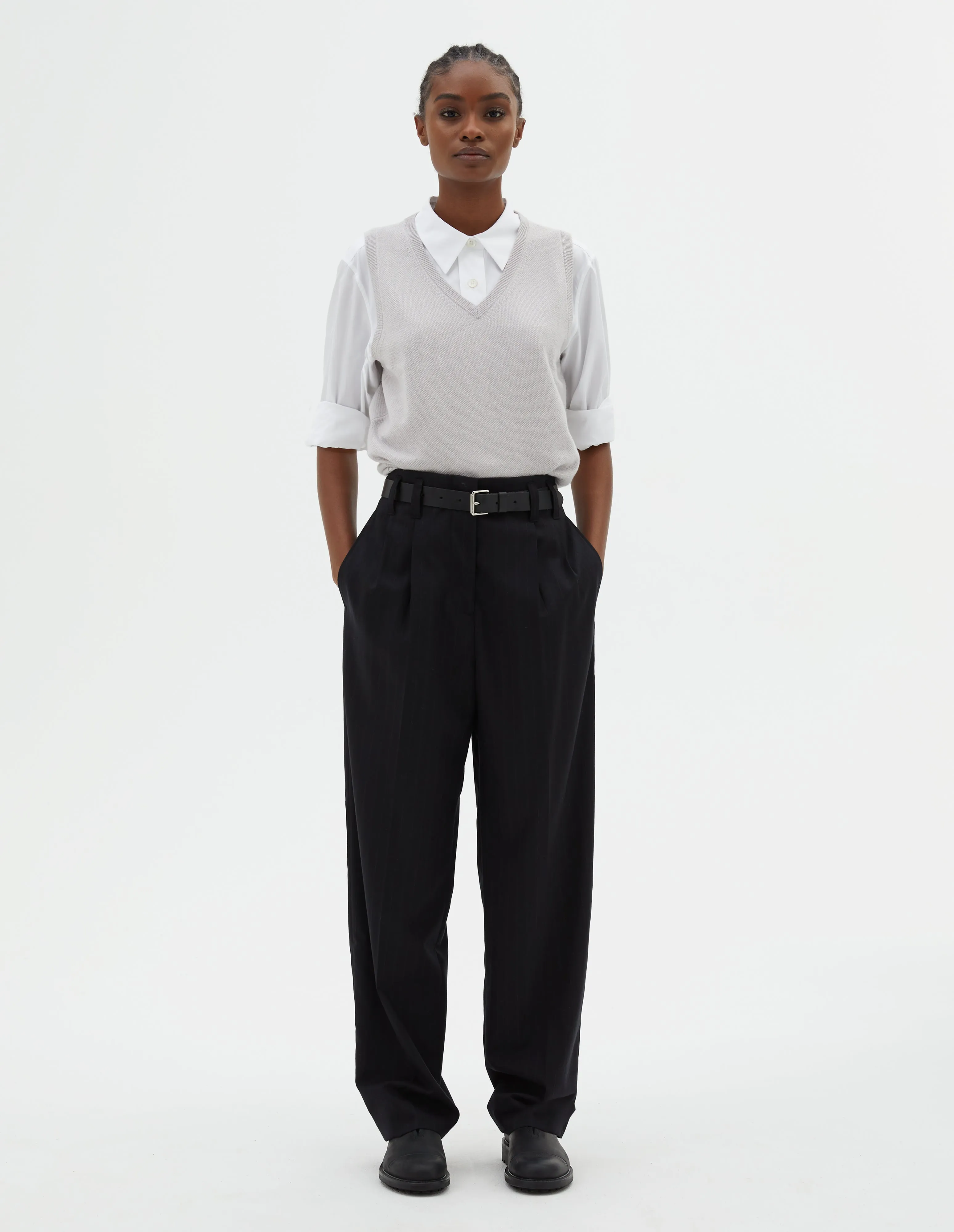 PIQUE V NECK SLIPOVER | WOOL SILK CASHMERE | PEARL sold by Margaret Howell product image thumbnail 2