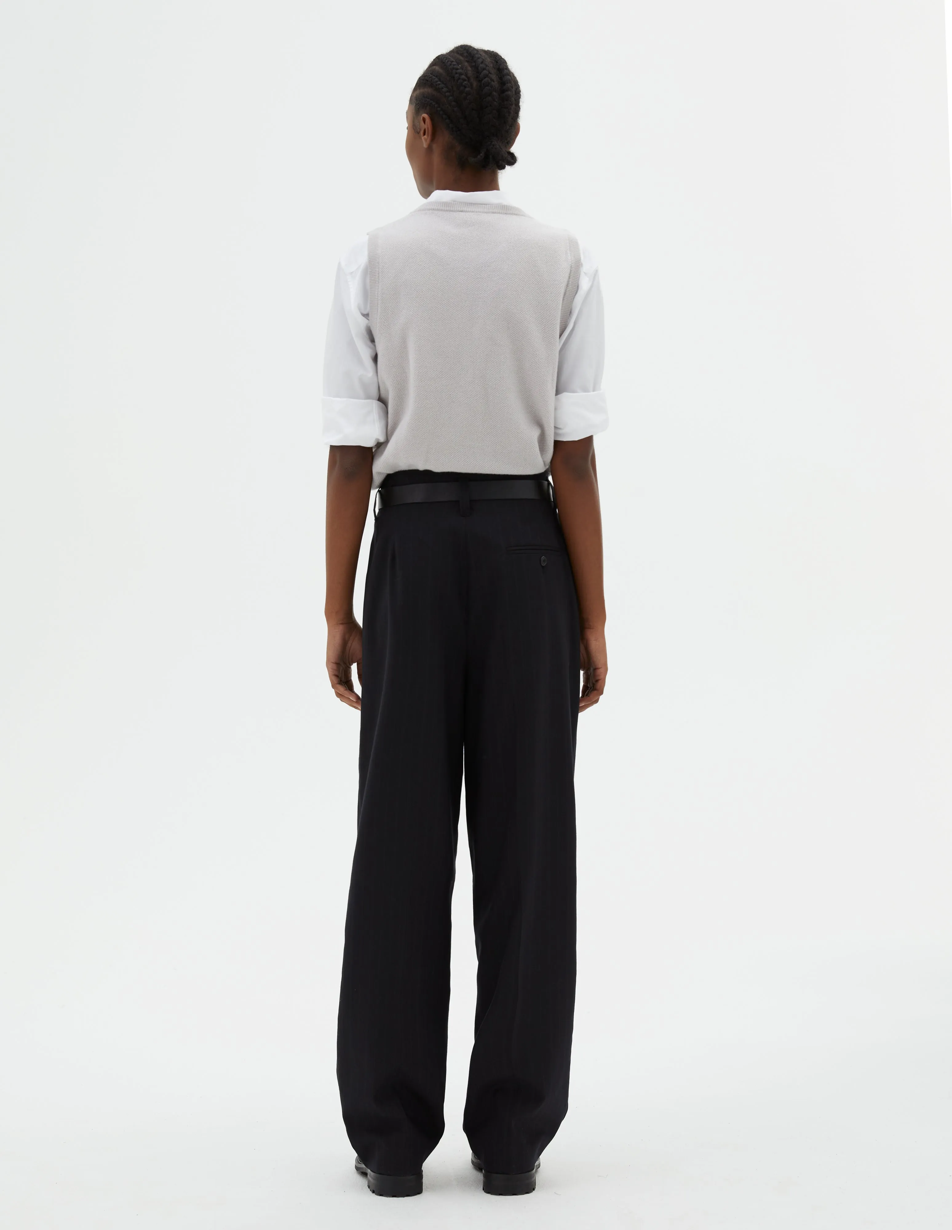 PIQUE V NECK SLIPOVER | WOOL SILK CASHMERE | PEARL sold by Margaret Howell product image thumbnail 3