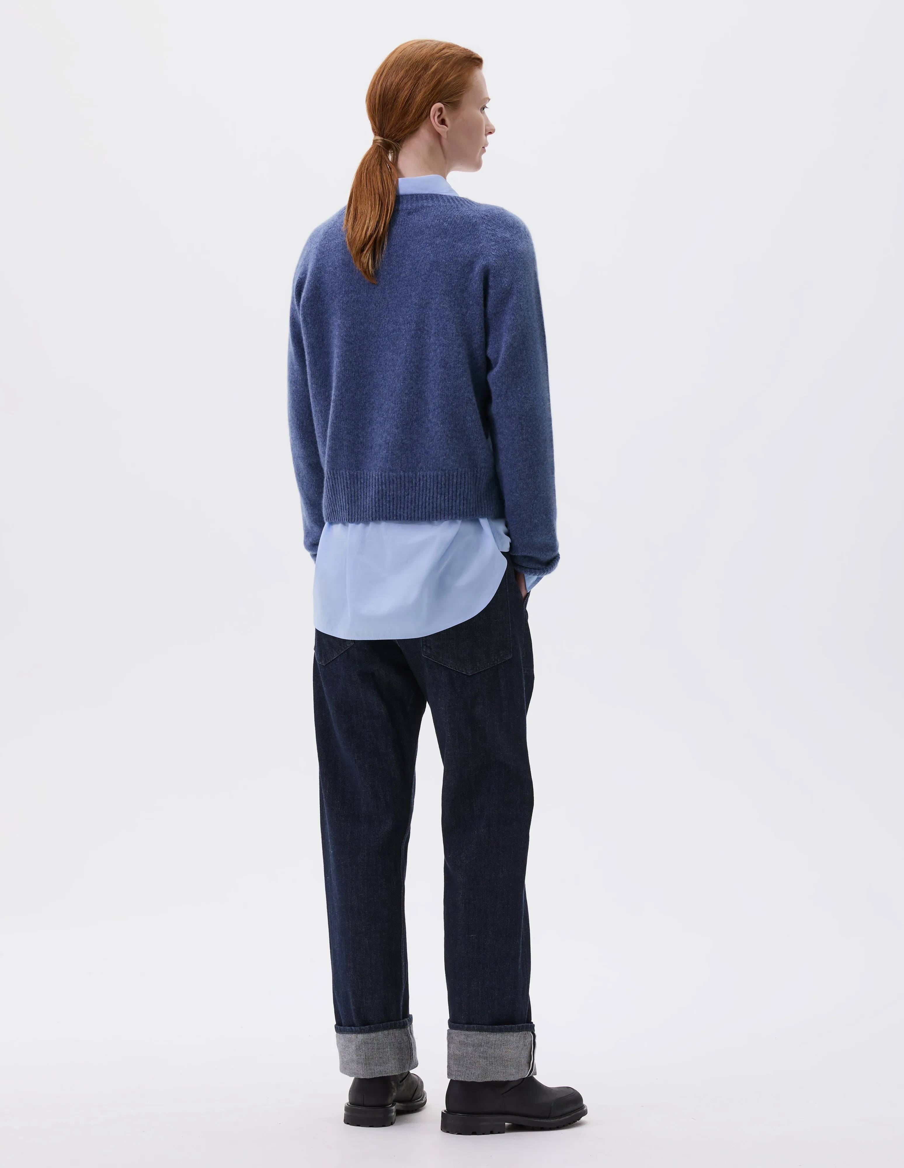SHORT CLASSIC CREW NECK | RECYCLED CASHMERE | BLUE MELANGE sold by Margaret Howell product image thumbnail 3