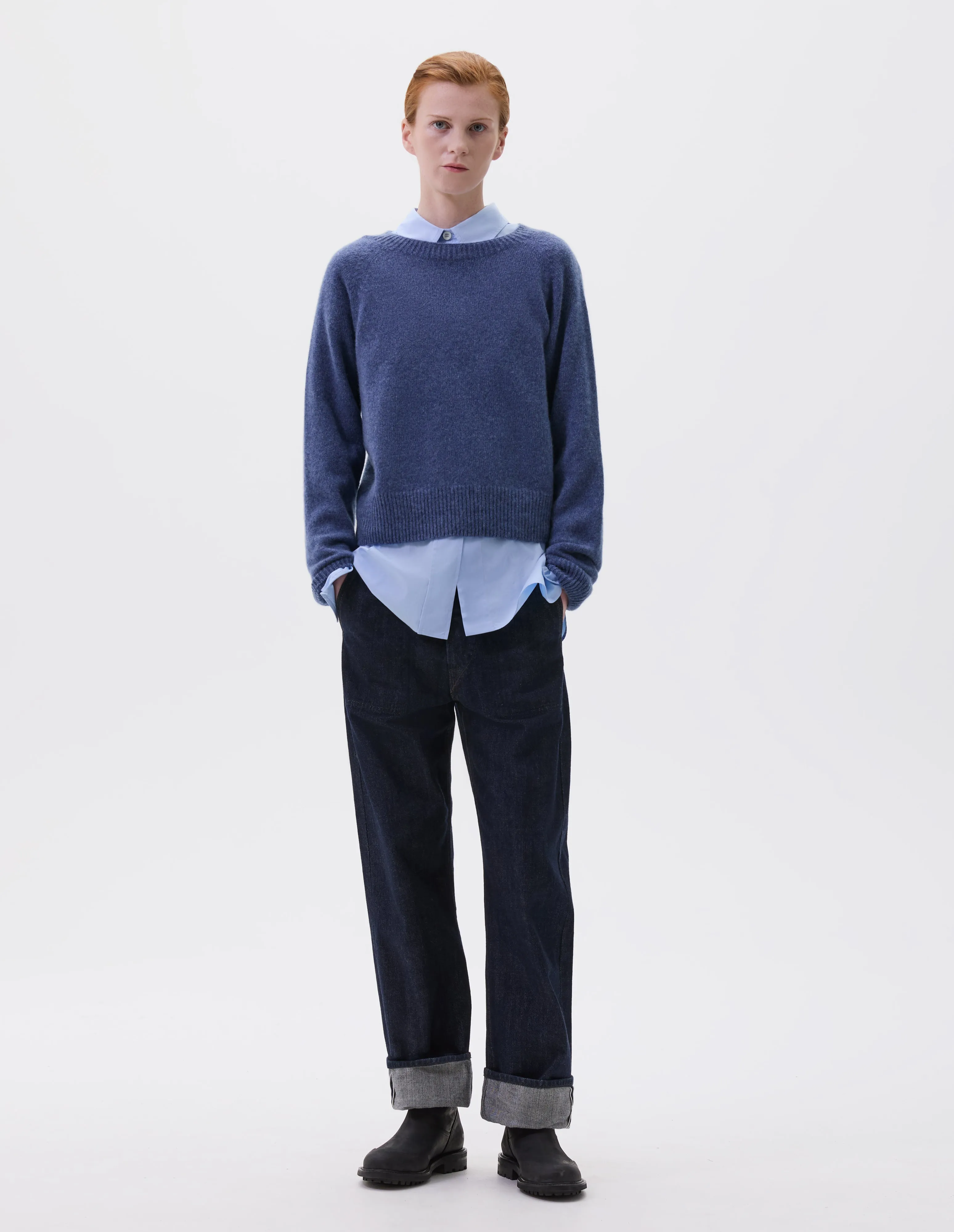 SHORT CLASSIC CREW NECK | RECYCLED CASHMERE | BLUE MELANGE sold by Margaret Howell product image thumbnail 2