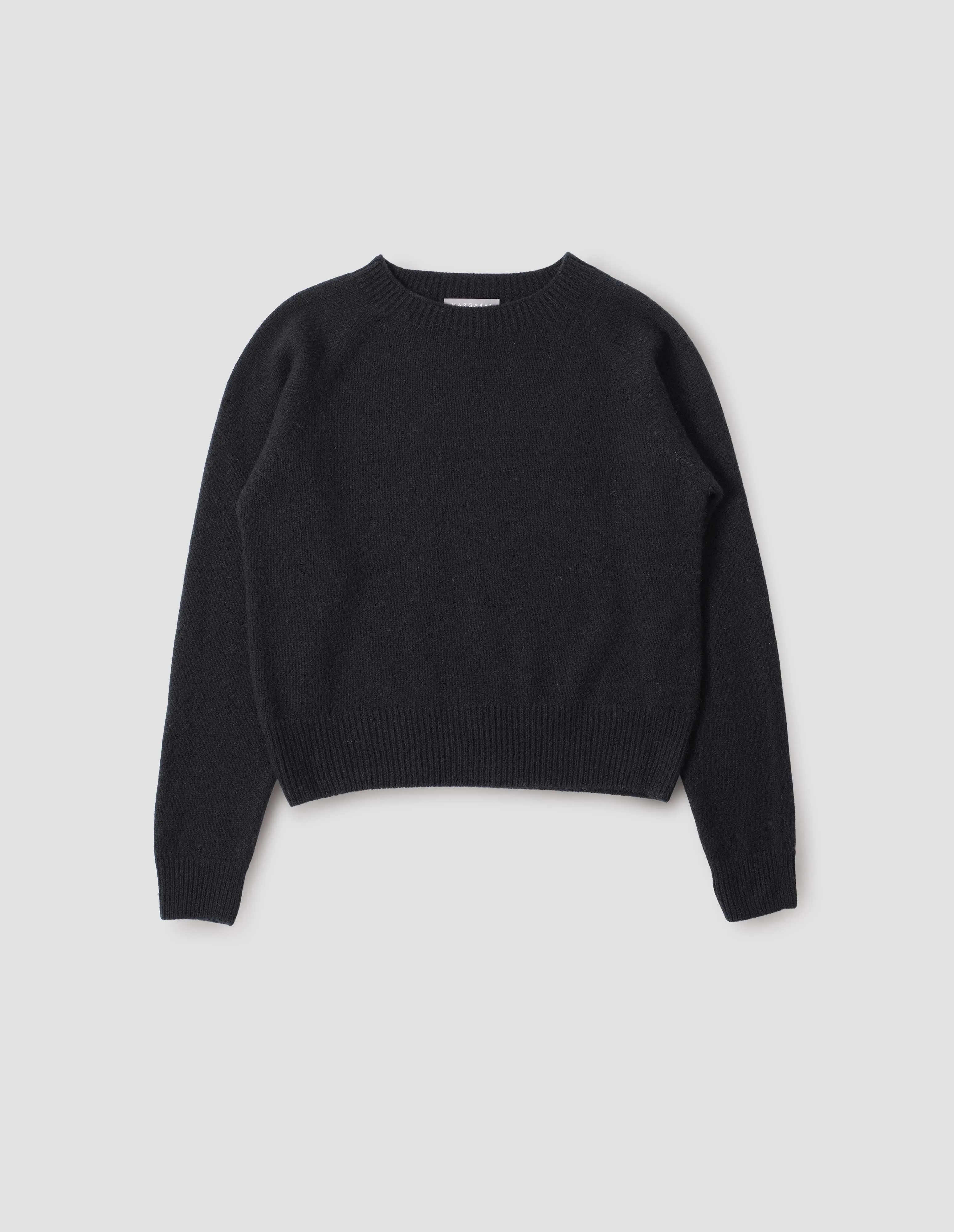 SHORT CLASSIC CREW NECK | RECYCLED CASHMERE | BLACK sold by Margaret Howell product image thumbnail 4