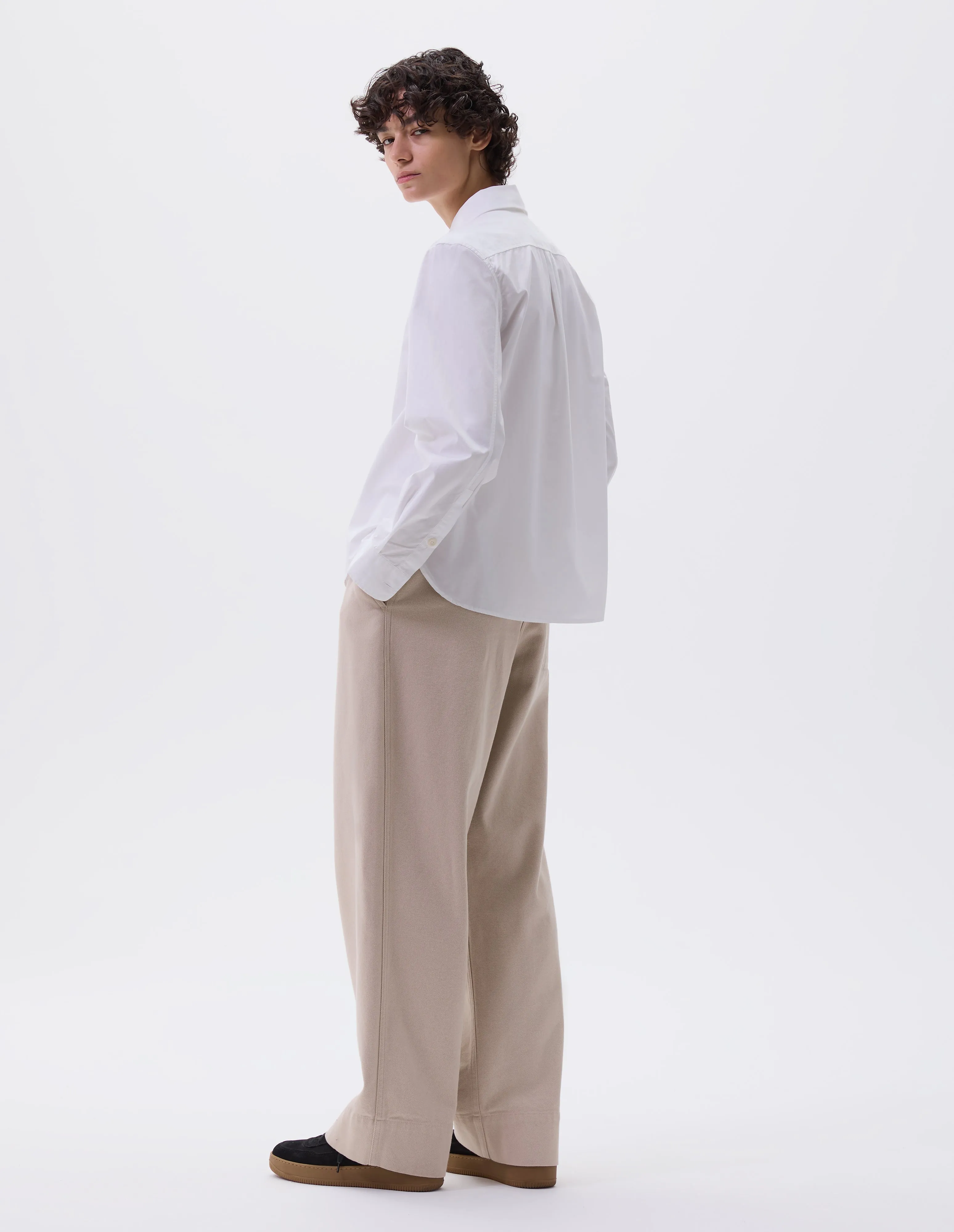 MHL. LONGLINE SHIRT | COMPACT COTTON POPLIN | WHITE sold by Margaret Howell product image thumbnail 3