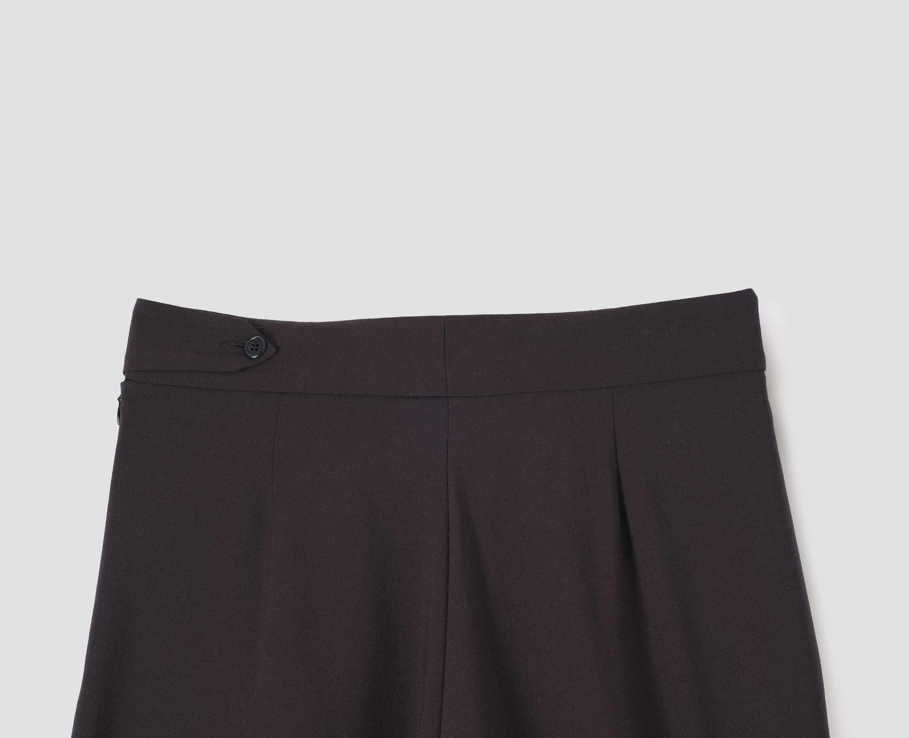 SIDE CLOSURE TWIN PLEAT TROUSERS | LIGHT FLANNEL | EBONY sold by Margaret Howell product image thumbnail 4