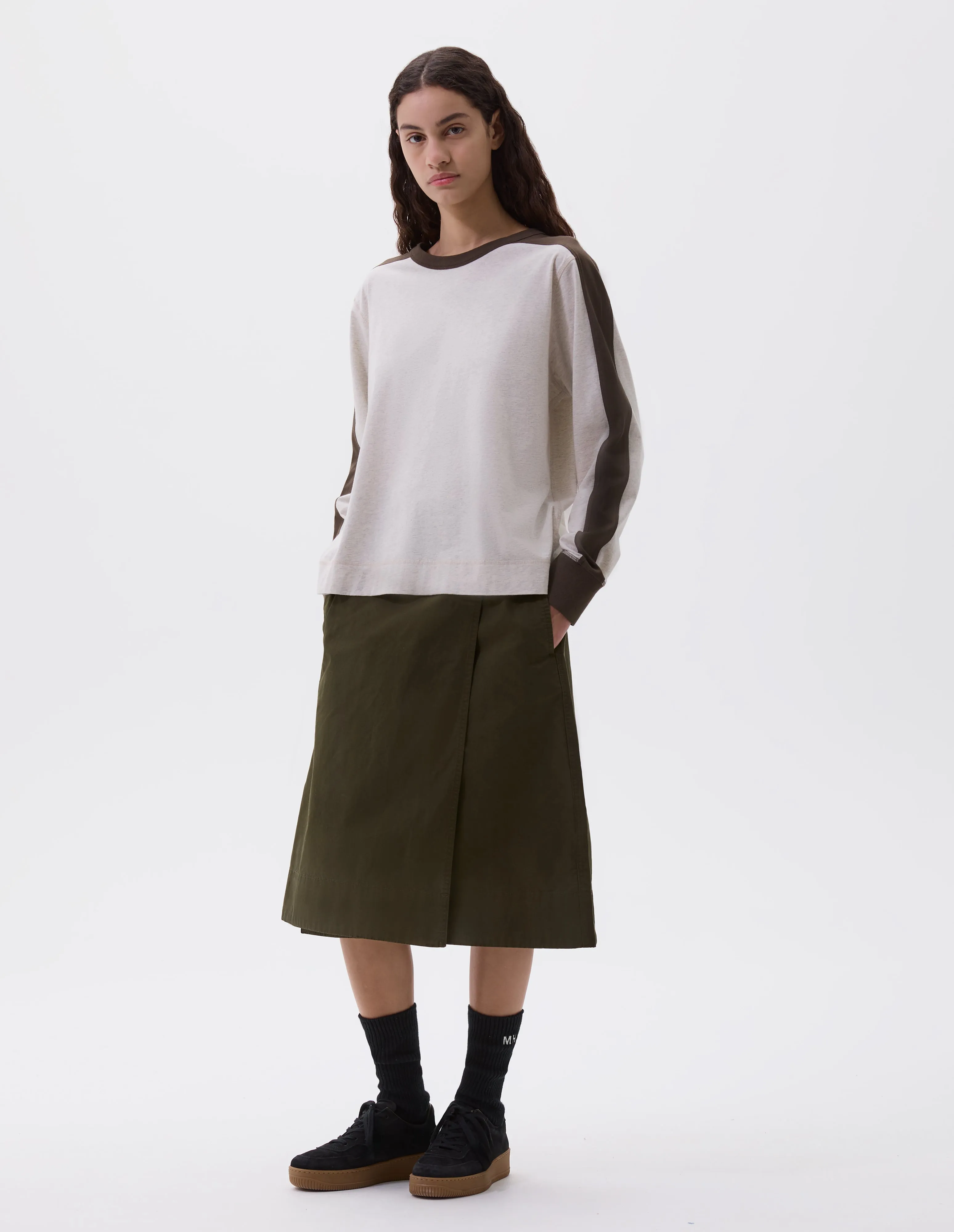 MHL. TRAINING TOP | DRY COTTON MELANGE JERSEY | OFF WHITE / KHAKI sold by Margaret Howell product image thumbnail 2
