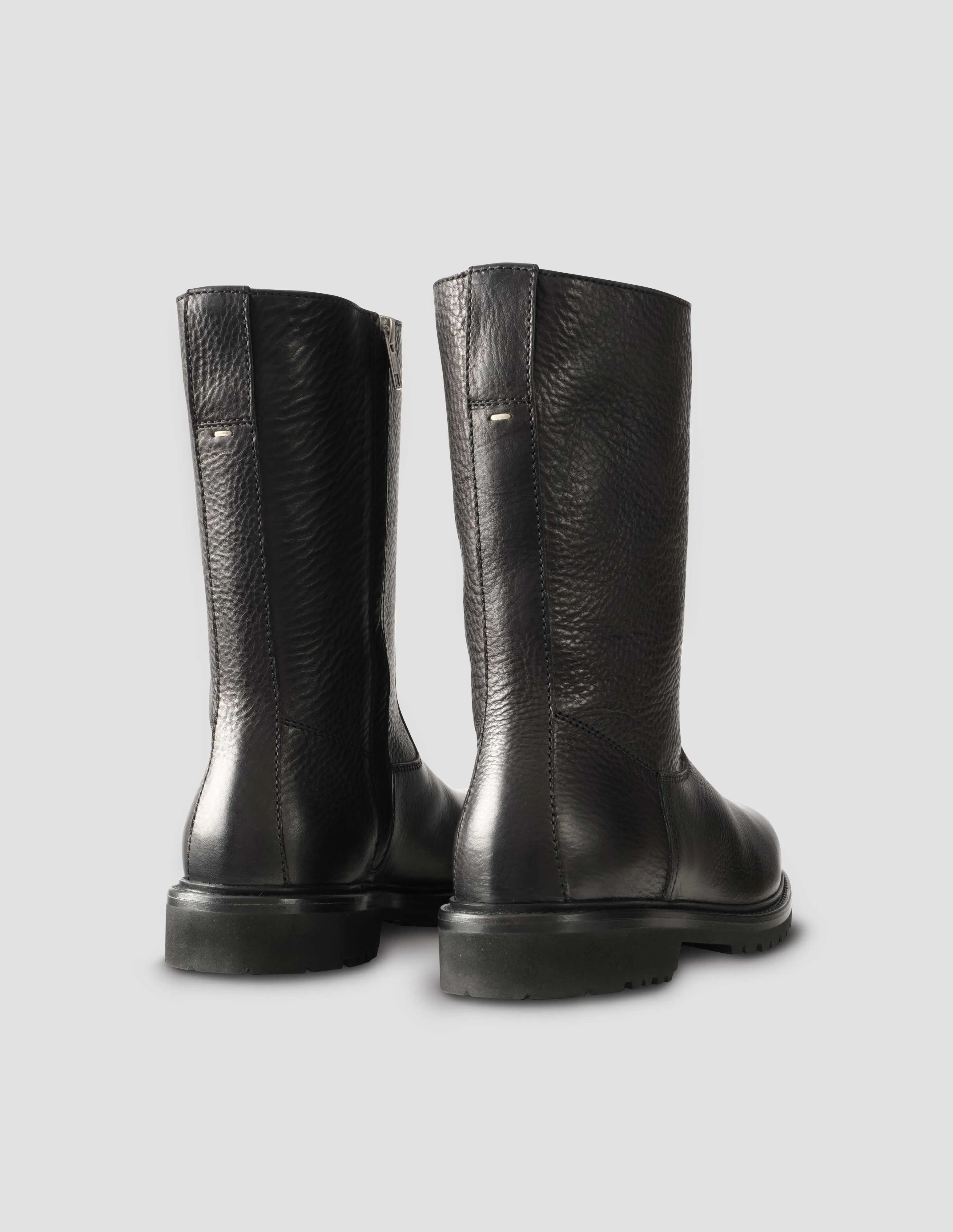 ZIP UP BOOT | LEATHER | BLACK sold by Margaret Howell product image thumbnail 2
