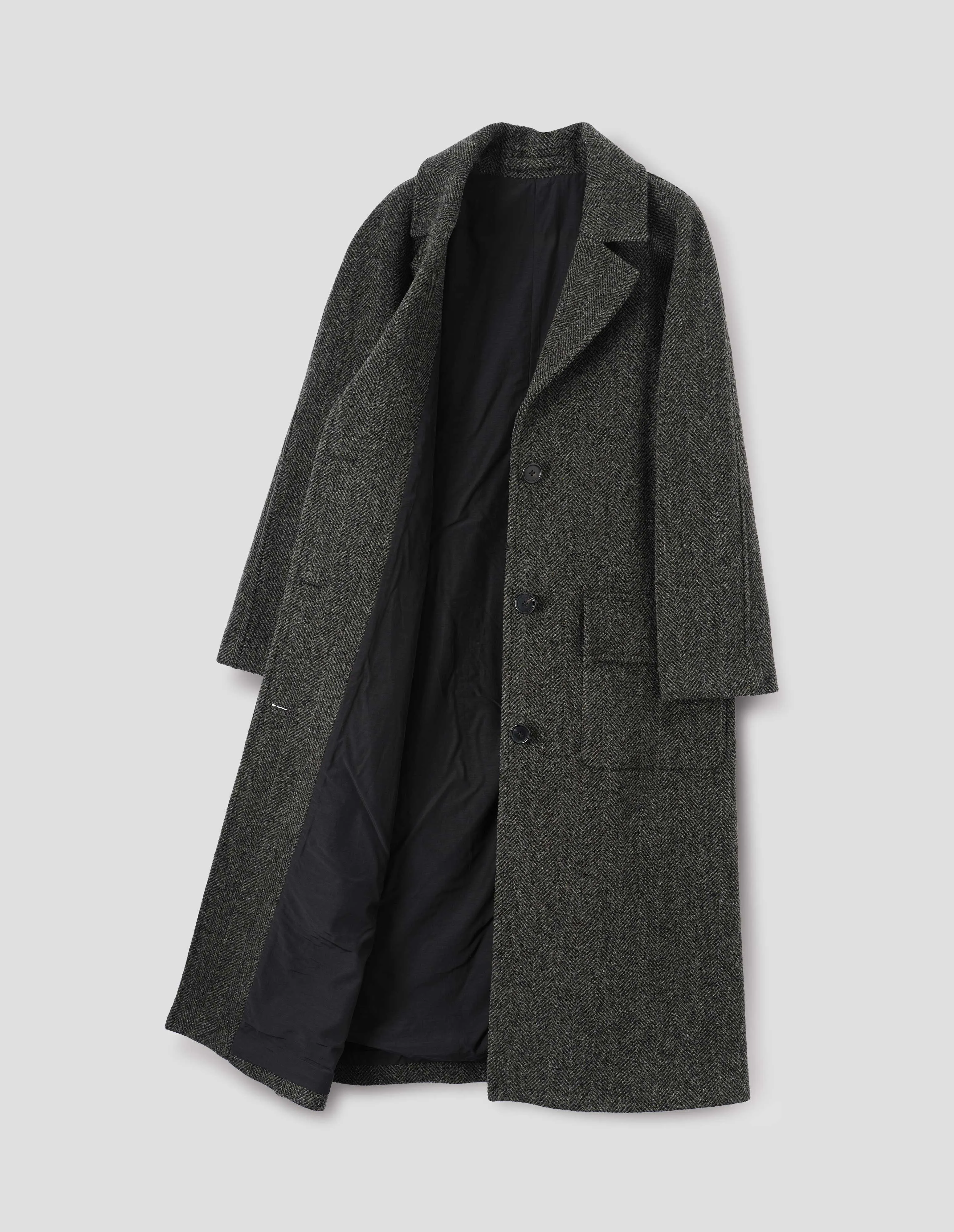 RAGLAN OVERCOAT | BRITISH WOOL HERRINGBONE | GREEN / BLACK sold by Margaret Howell product image thumbnail 5