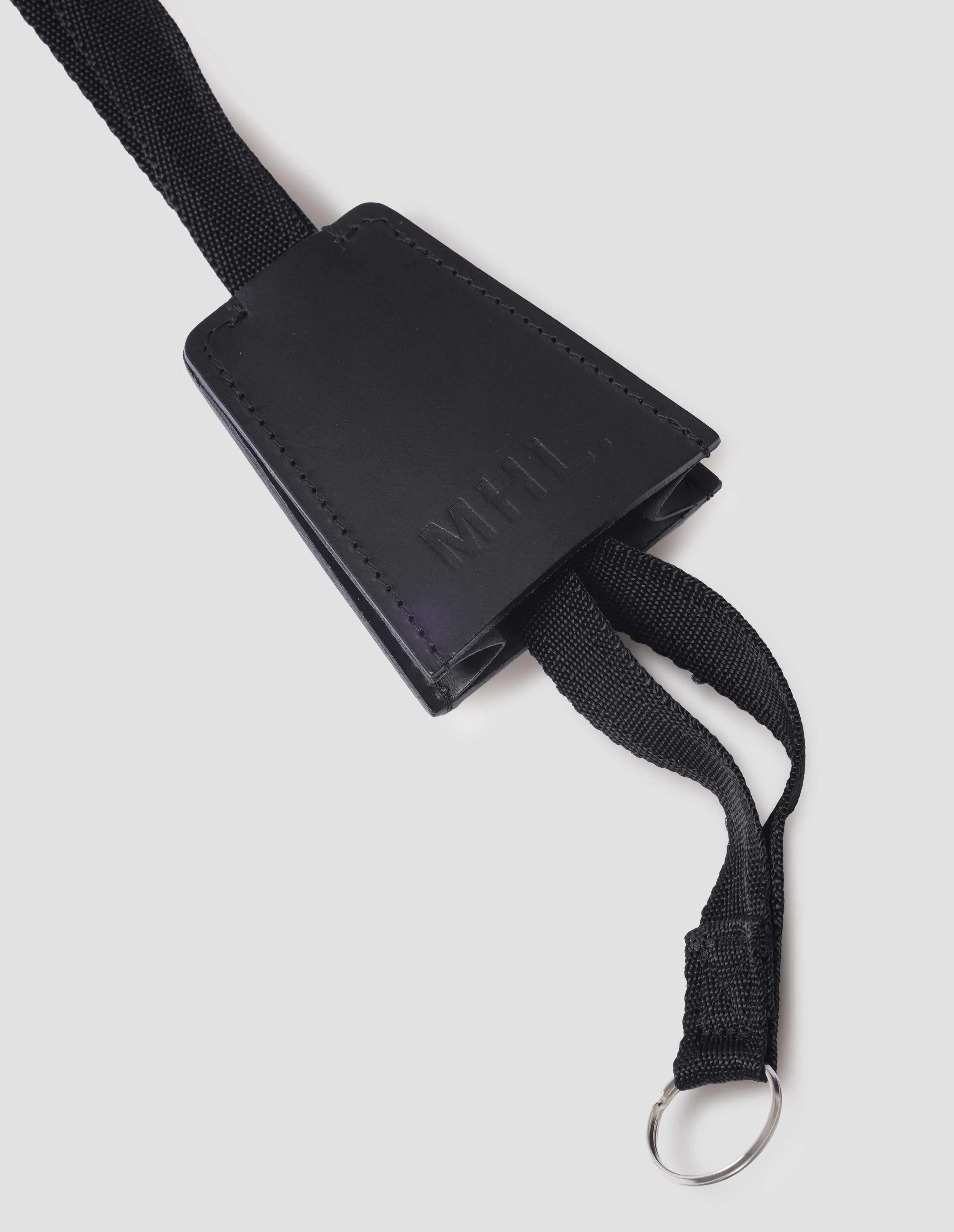 MHL. KEY HOLDER | FULL GRAIN VEGETABLE TAN LEATHER | BLACK sold by Margaret Howell product image thumbnail 3