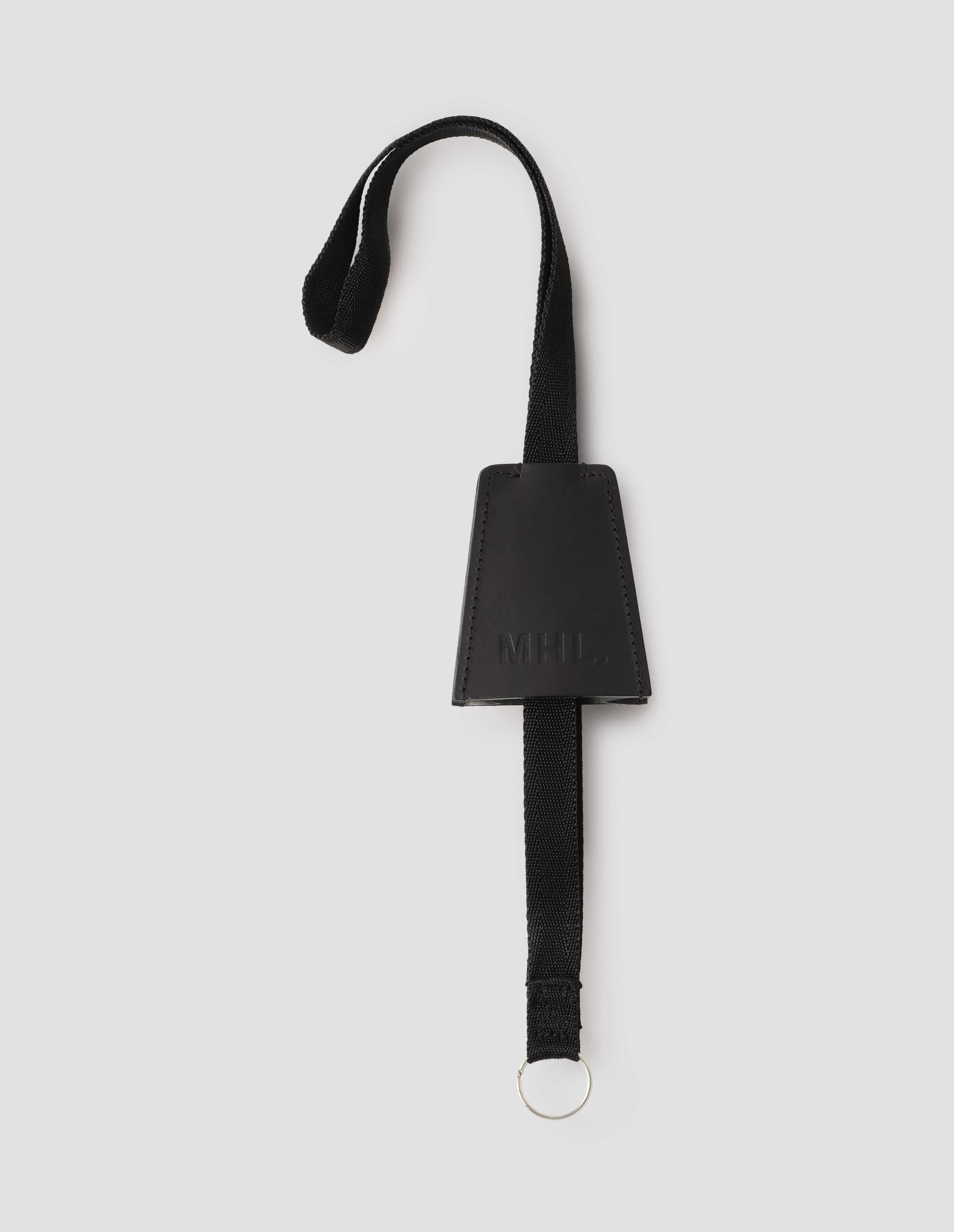 MHL. KEY HOLDER | FULL GRAIN VEGETABLE TAN LEATHER | BLACK sold by Margaret Howell