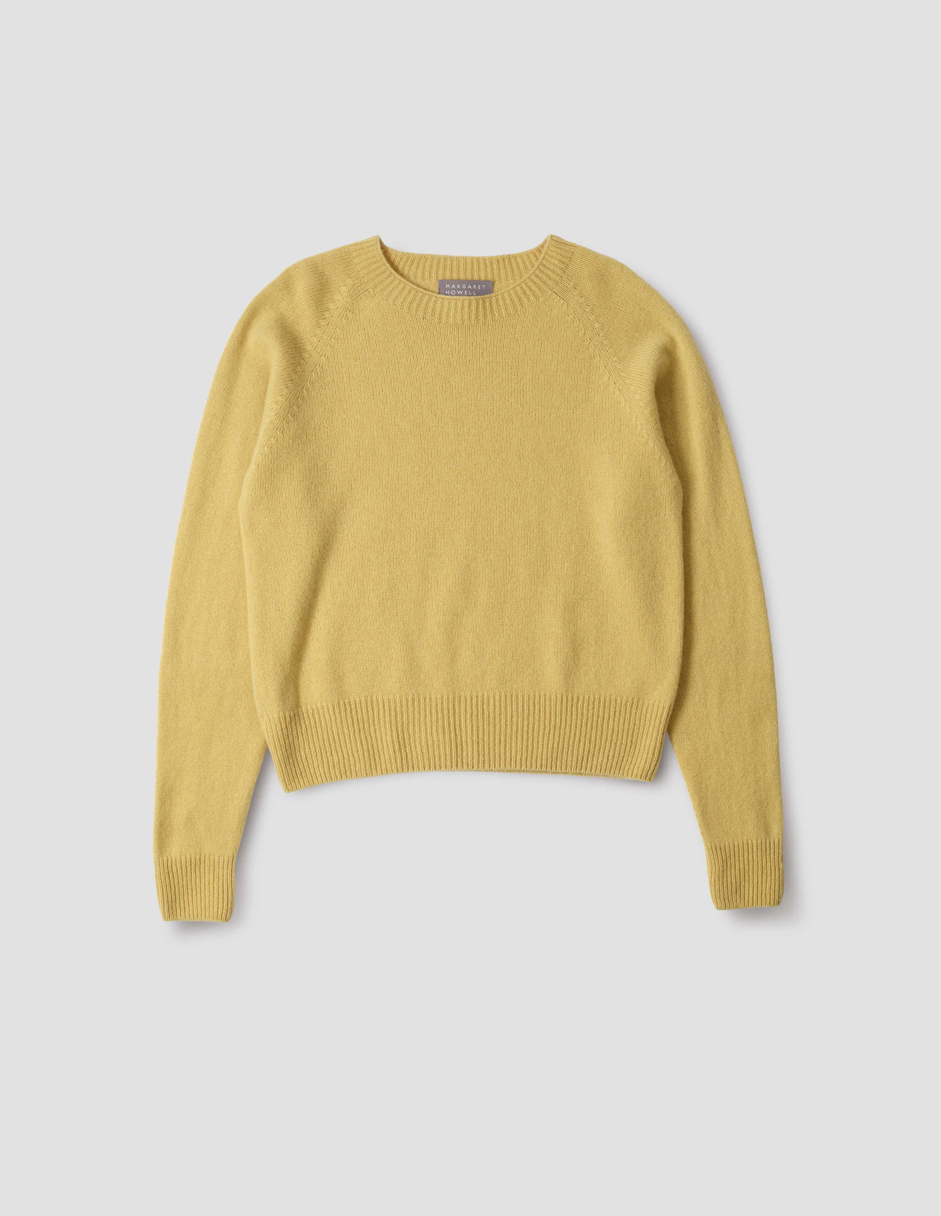 SHORT CLASSIC CREW NECK | MERINO CASHMERE | CHAMOMILE sold by Margaret Howell product image thumbnail 4