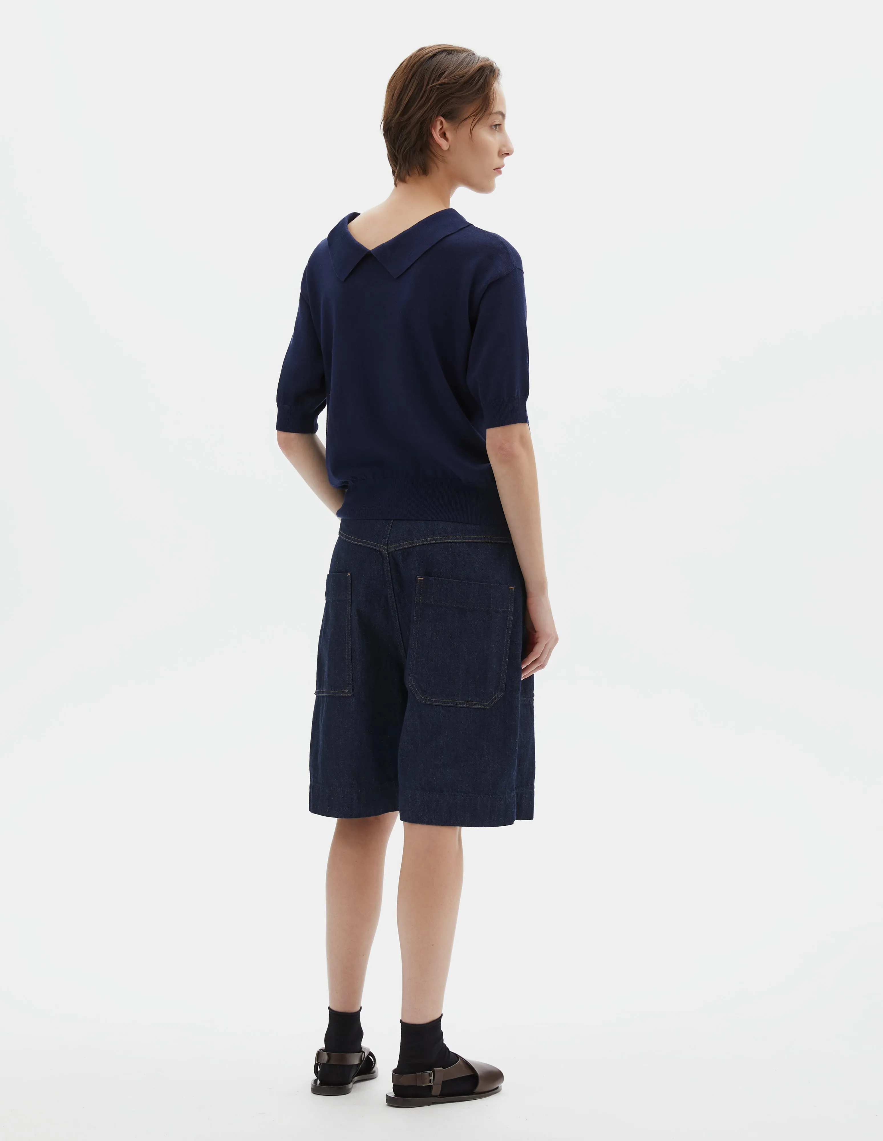 COLLARED T SHIRT | FINE LINEN COTTON | DARK NAVY sold by Margaret Howell product image thumbnail 3
