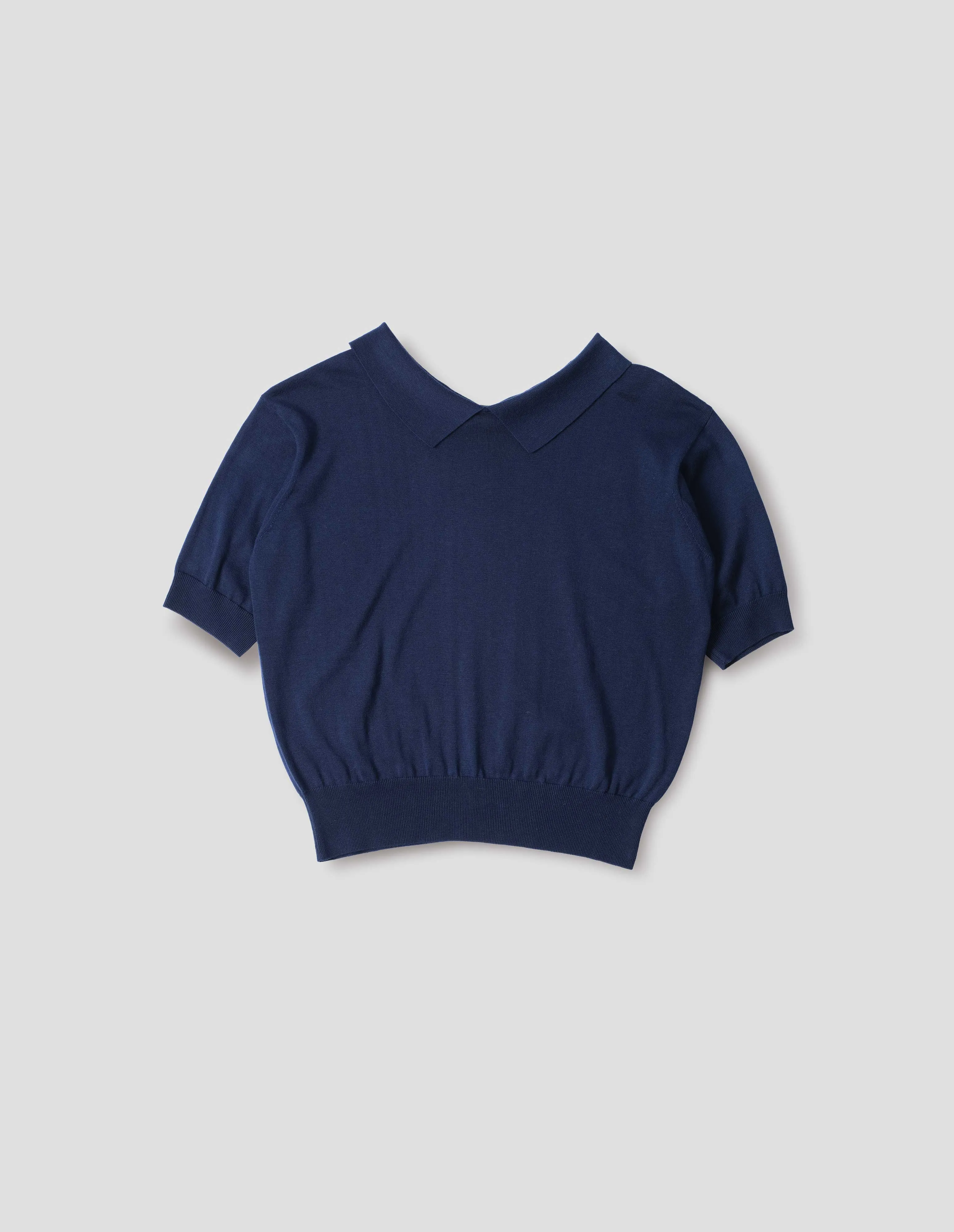 COLLARED T SHIRT | FINE LINEN COTTON | DARK NAVY sold by Margaret Howell product image thumbnail 4