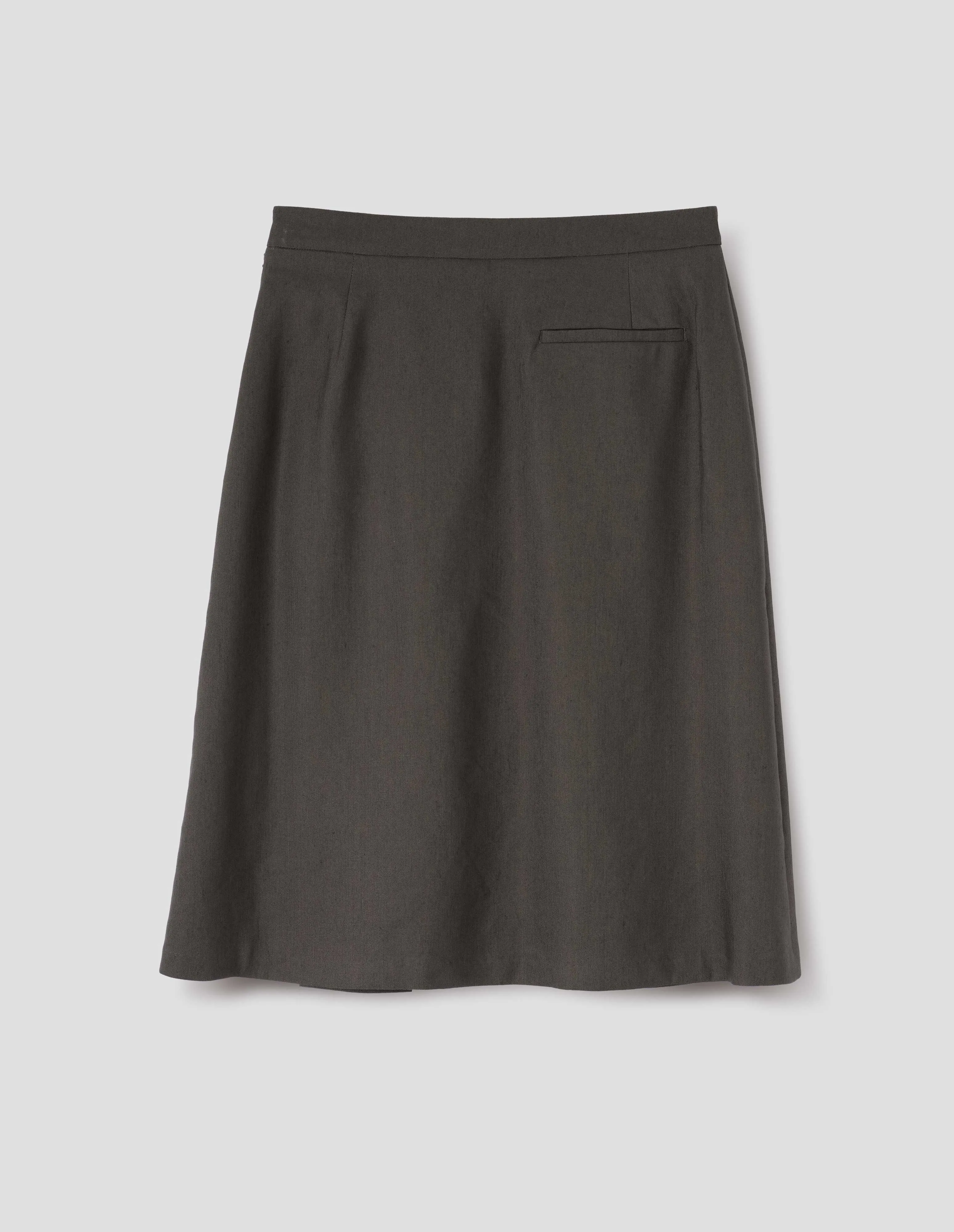 KICK PLEAT SKIRT | LINEN SILK | SEAWEED sold by Margaret Howell product image thumbnail 4