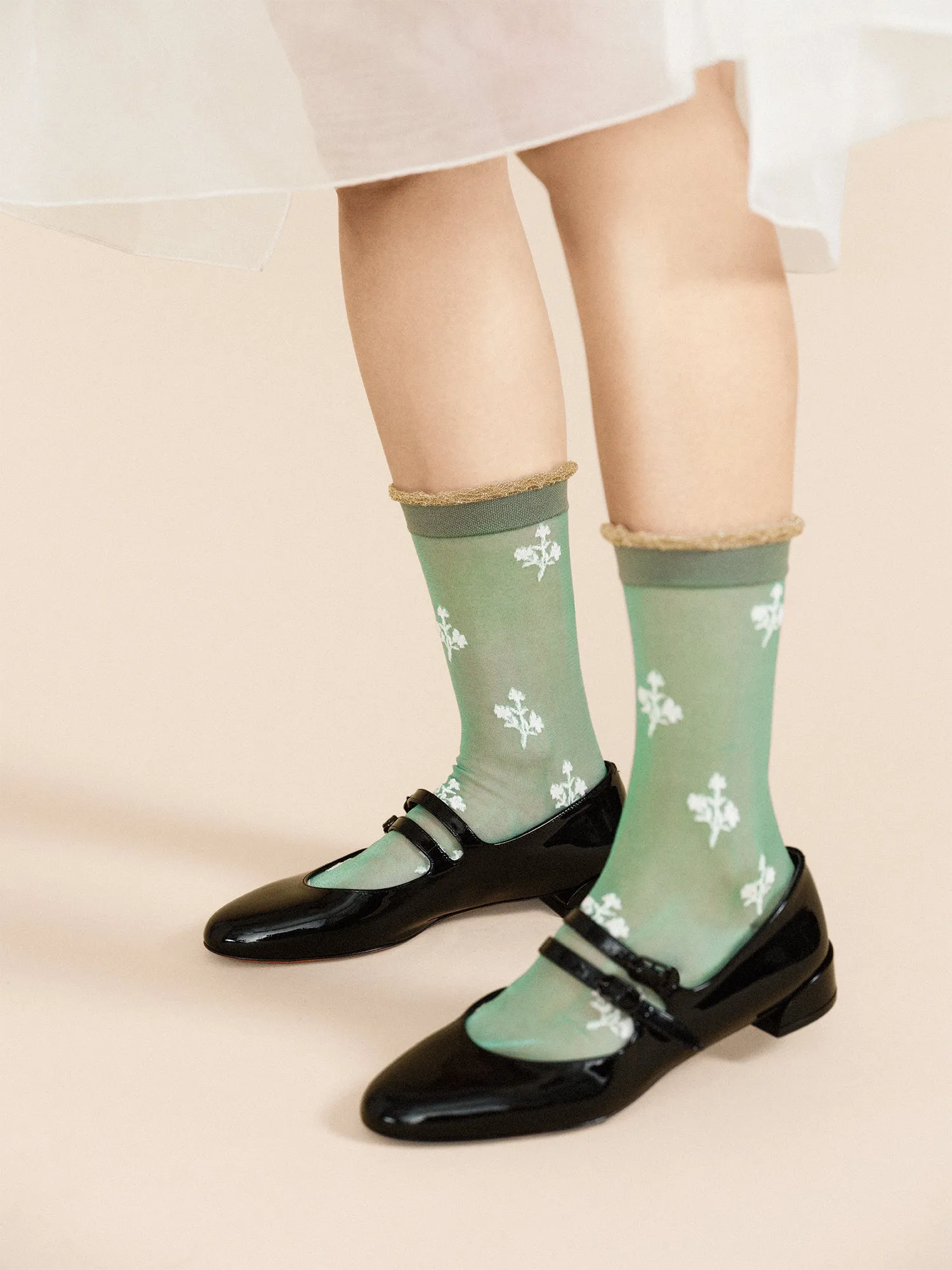 Floral Clover Sheer Crew sold by Hansel From Basel product image thumbnail 4