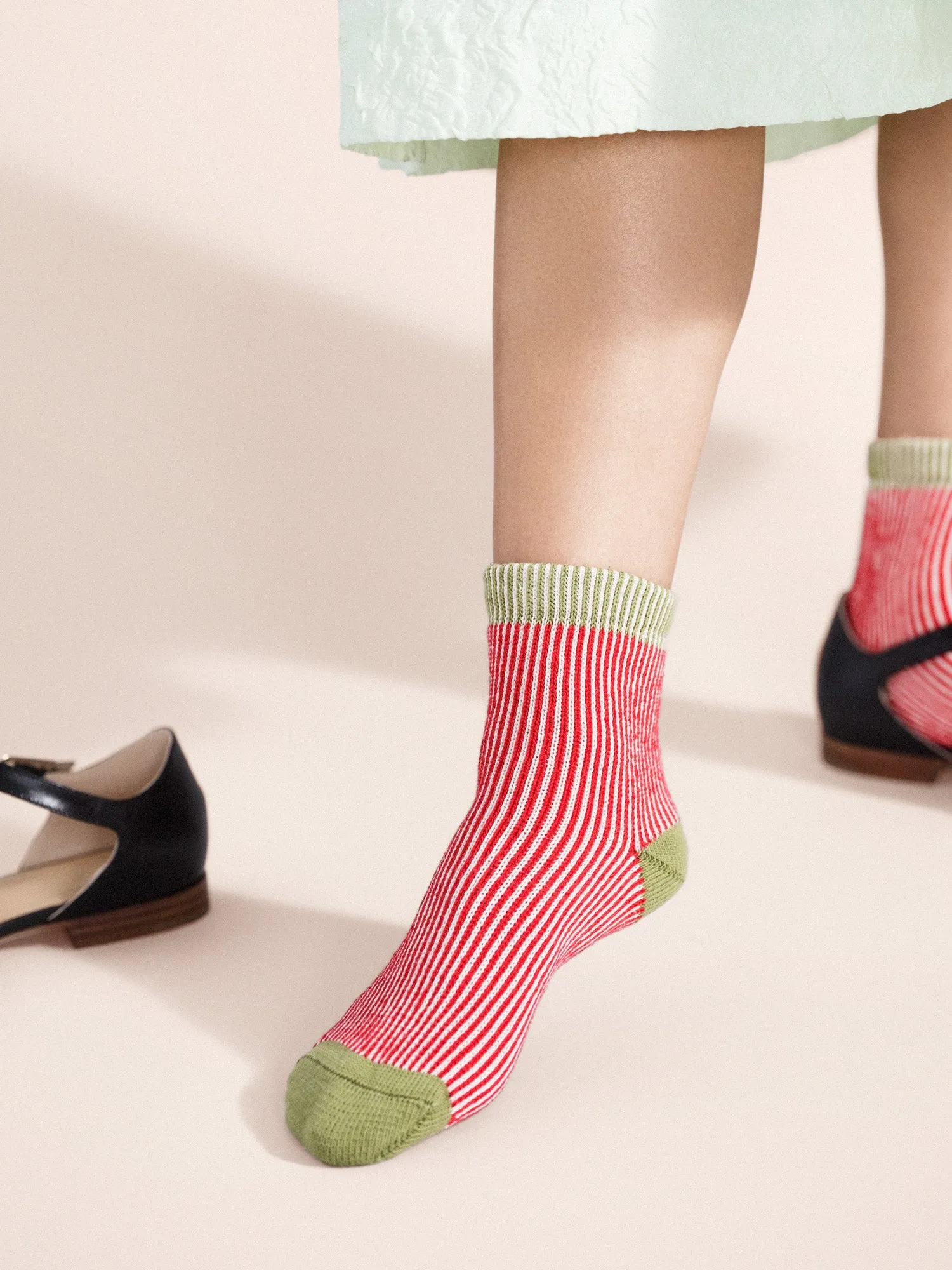 Umbrella Short Crew sold by Hansel From Basel product image thumbnail 3