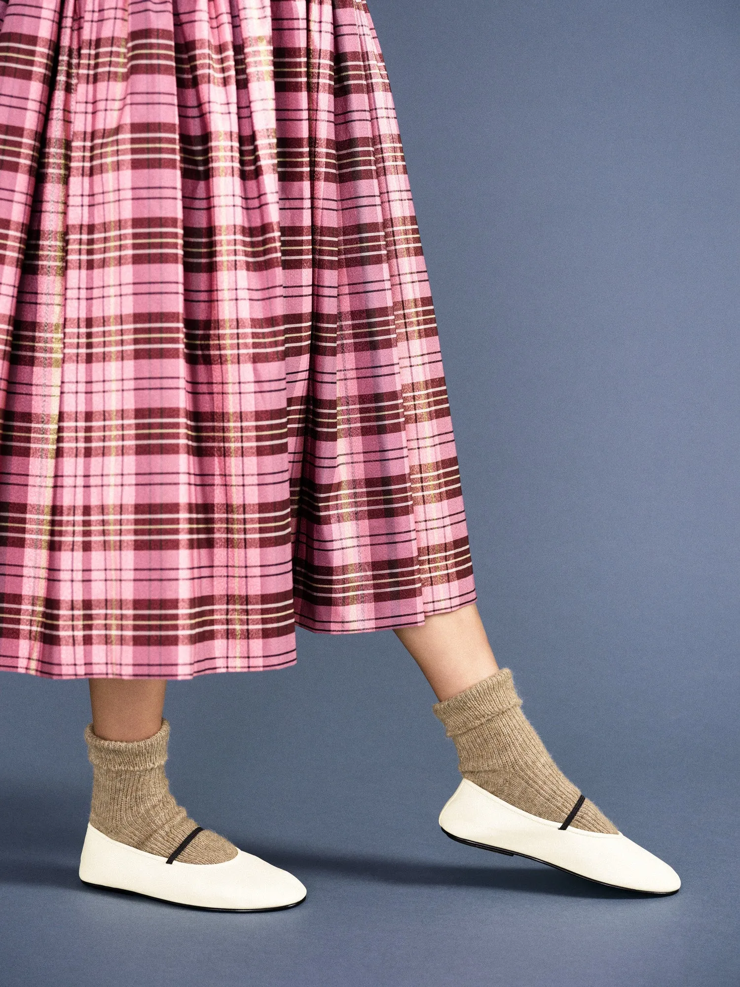 Shaggy Alpaca Turncuff Crew sold by Hansel From Basel product image thumbnail 2