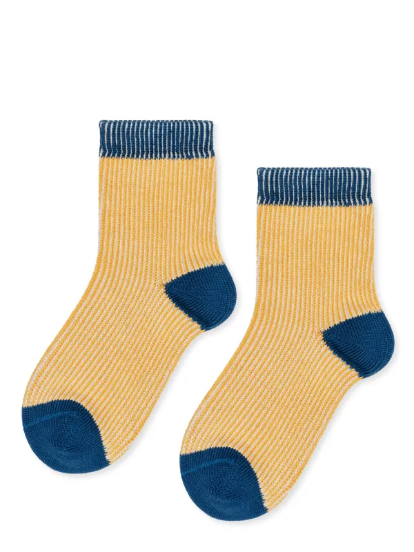 Umbrella Short Crew sold by Hansel From Basel