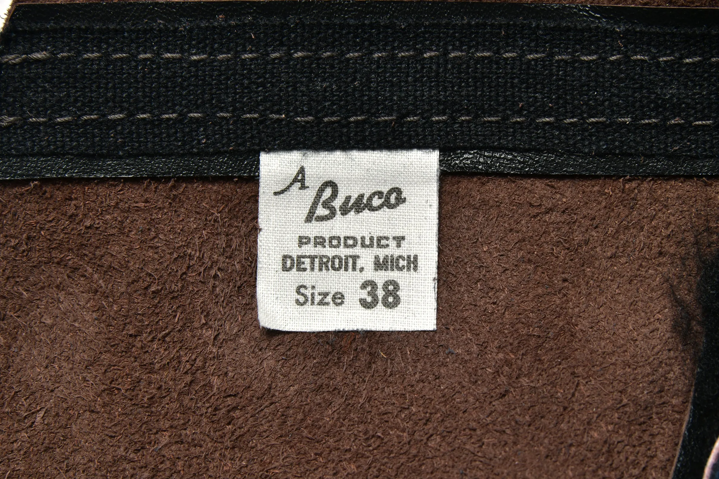 BUCO DETACHABLE MOUTON COLLAR sold by The Real McCoy's product image thumbnail 4