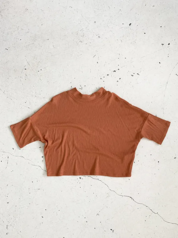 Haut TUTTLE made by Eve Gravel