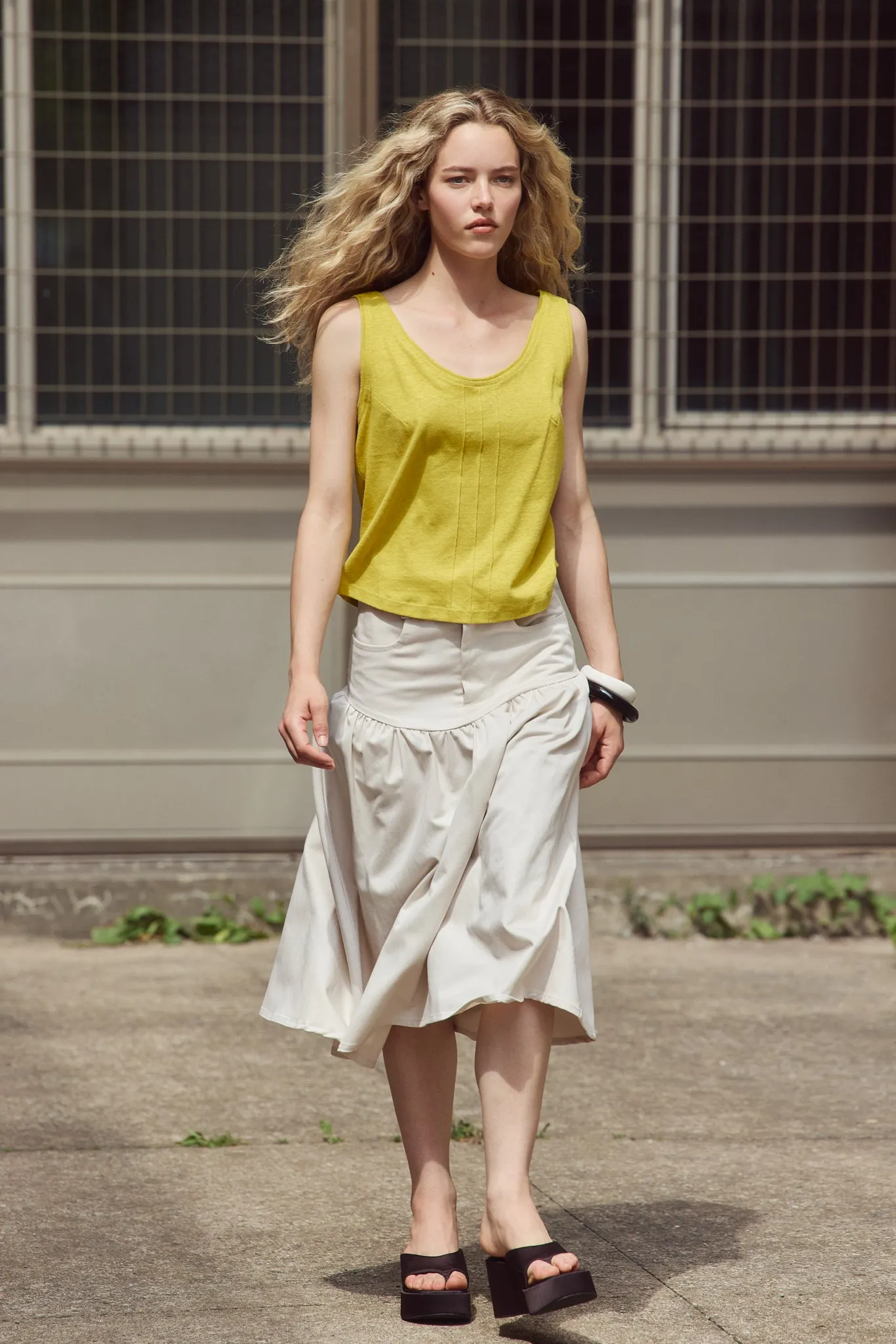 Haut SUMMER sold by Eve Gravel product image thumbnail 3