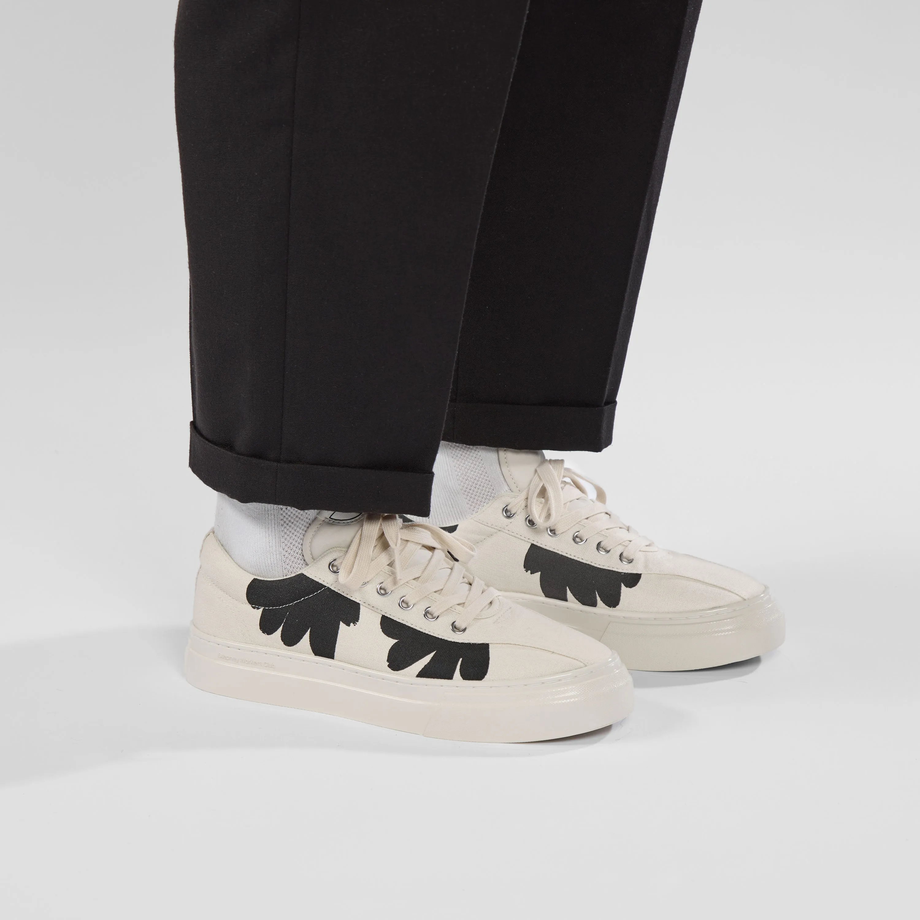 DELLOW CUP SHROOMHANDS CANVAS ECRU-BLACK sold by Stepney Workers Club product image thumbnail 2