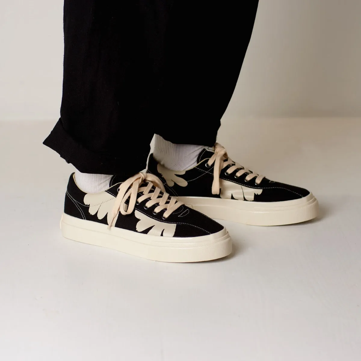 DELLOW SHROOMHANDS CANVAS BLACK-WHITE sold by Stepney Workers Club product image thumbnail 2