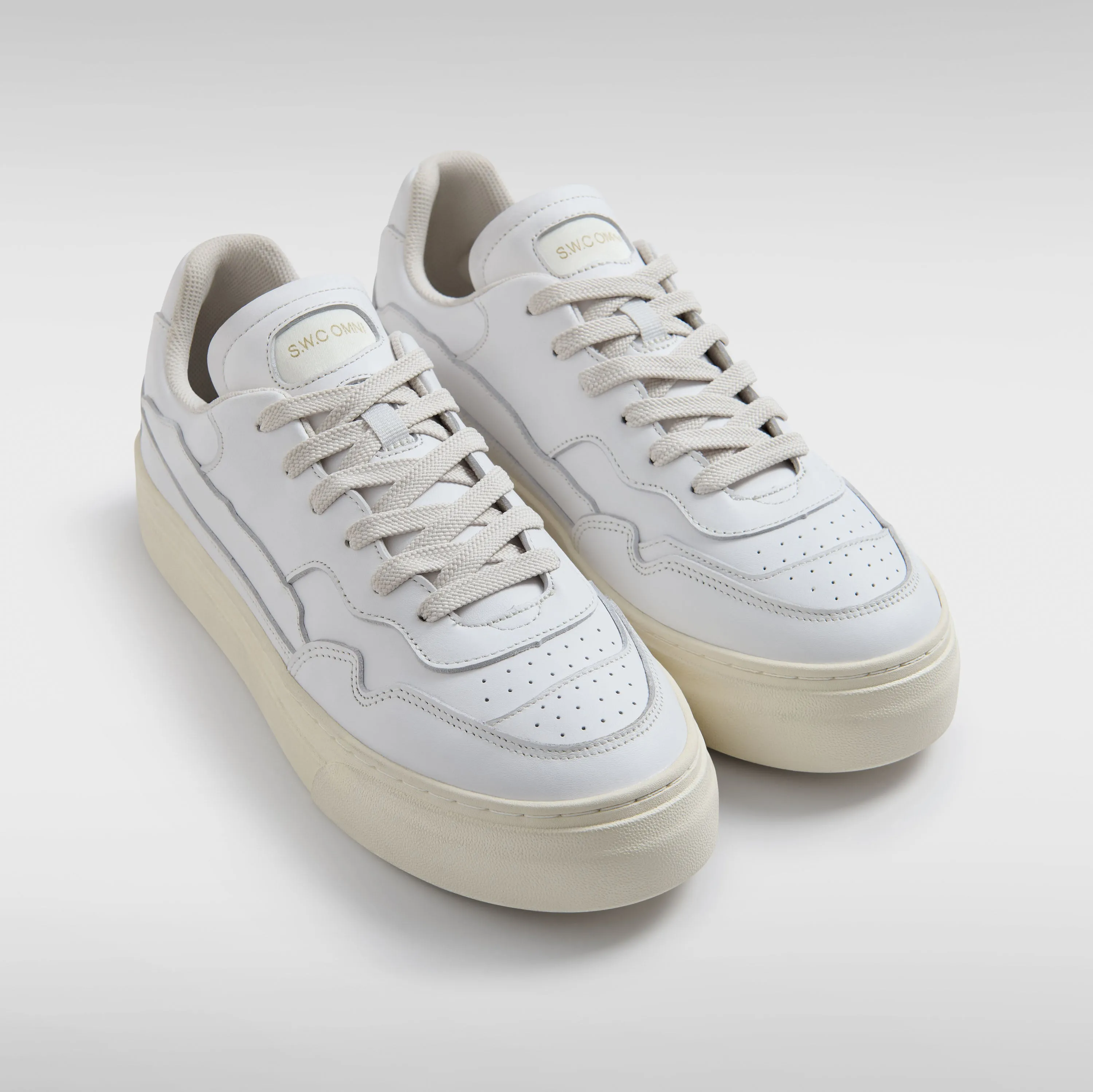 OM6b - Pearl Omni - Calf Leather - White sold by Stepney Workers Club product image thumbnail 3
