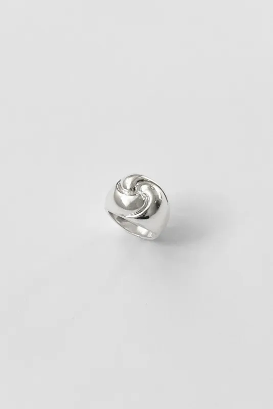 Sam Ring sold by Kara Yoo