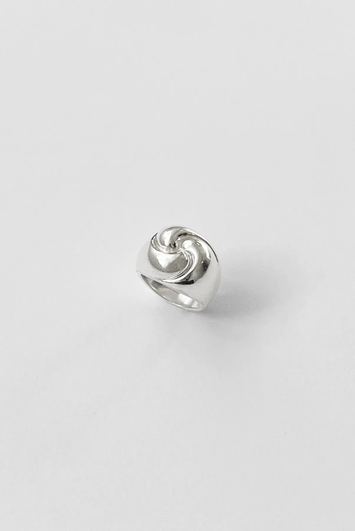 Sam Ring sold by Kara Yoo
