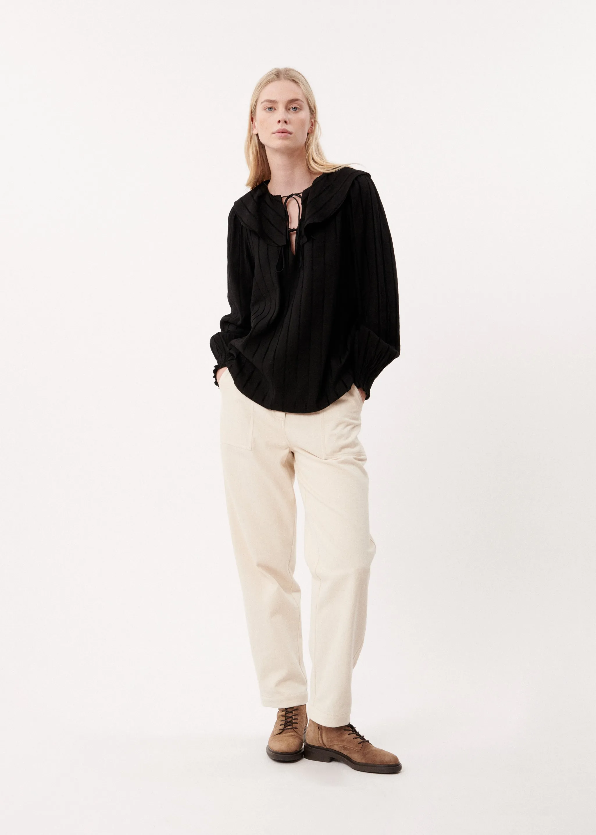 BLOUSE YEL NOIR sold by FRNCH