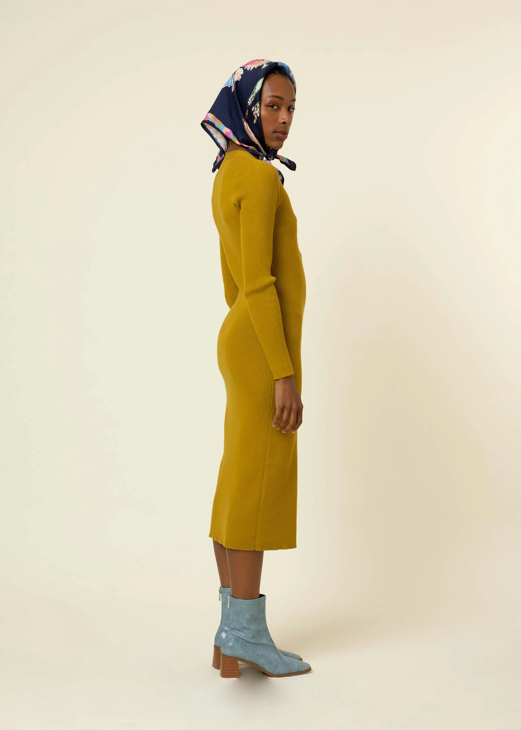 Robe LEANNE sold by FRNCH product image thumbnail 2