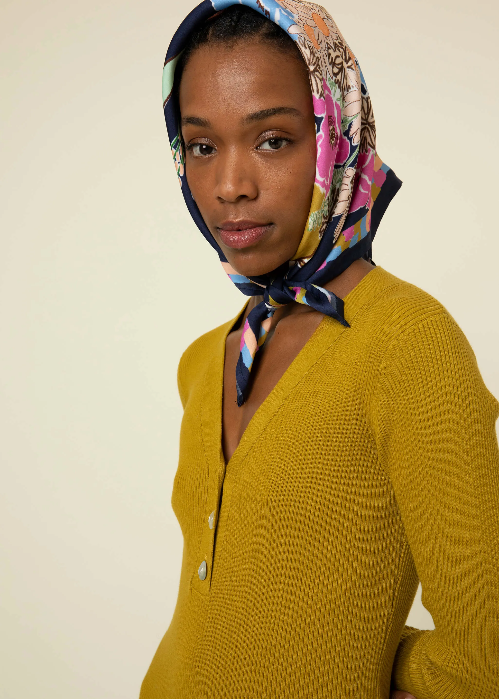 Robe LEANNE sold by FRNCH product image thumbnail 3