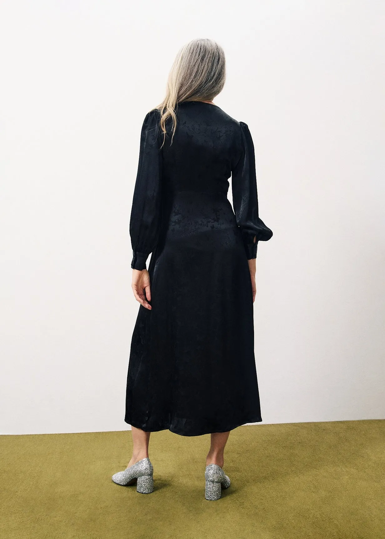 Robe WENDY Noir sold by FRNCH product image thumbnail 3