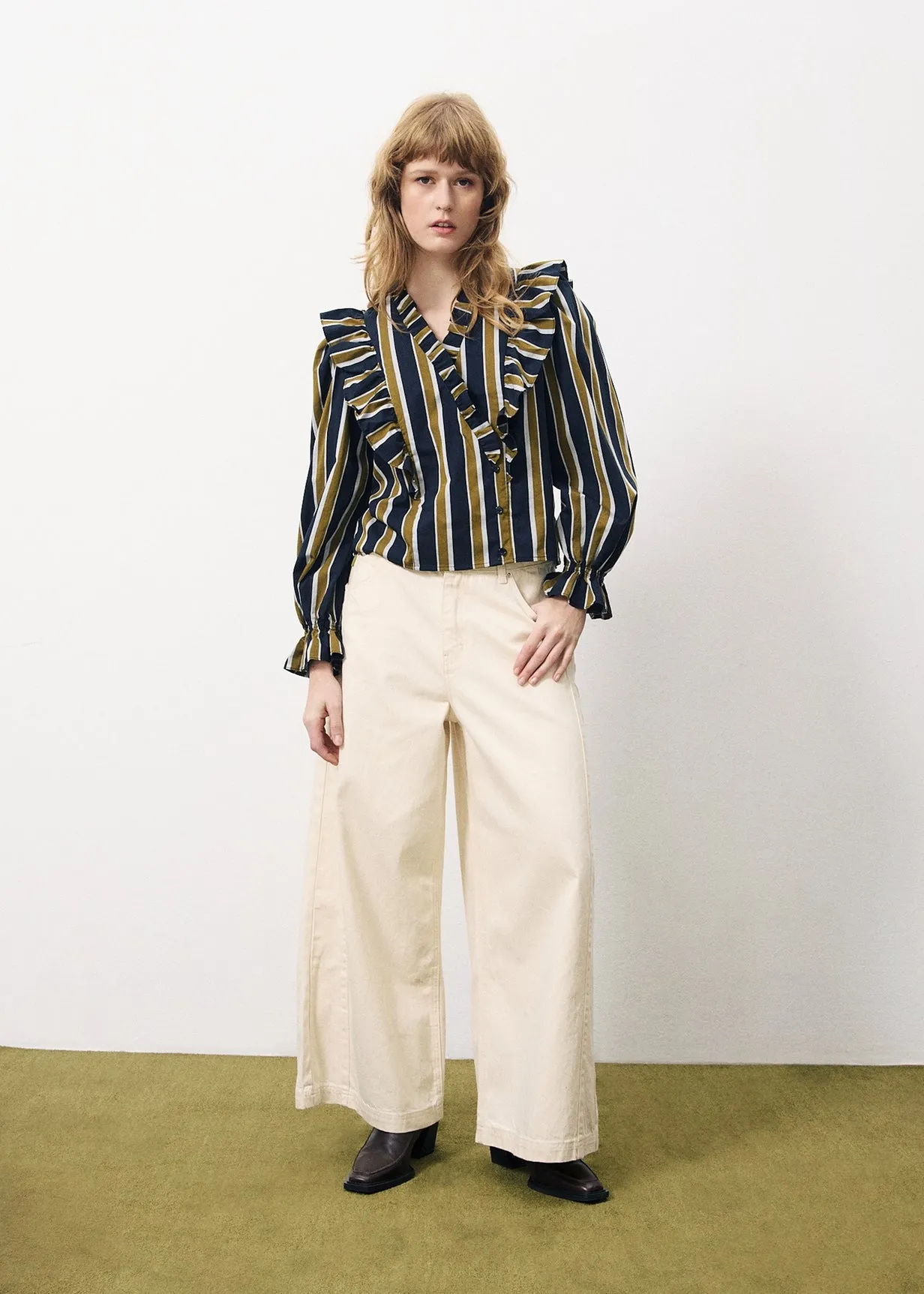 Blouse TAYA Bleu marine sold by FRNCH