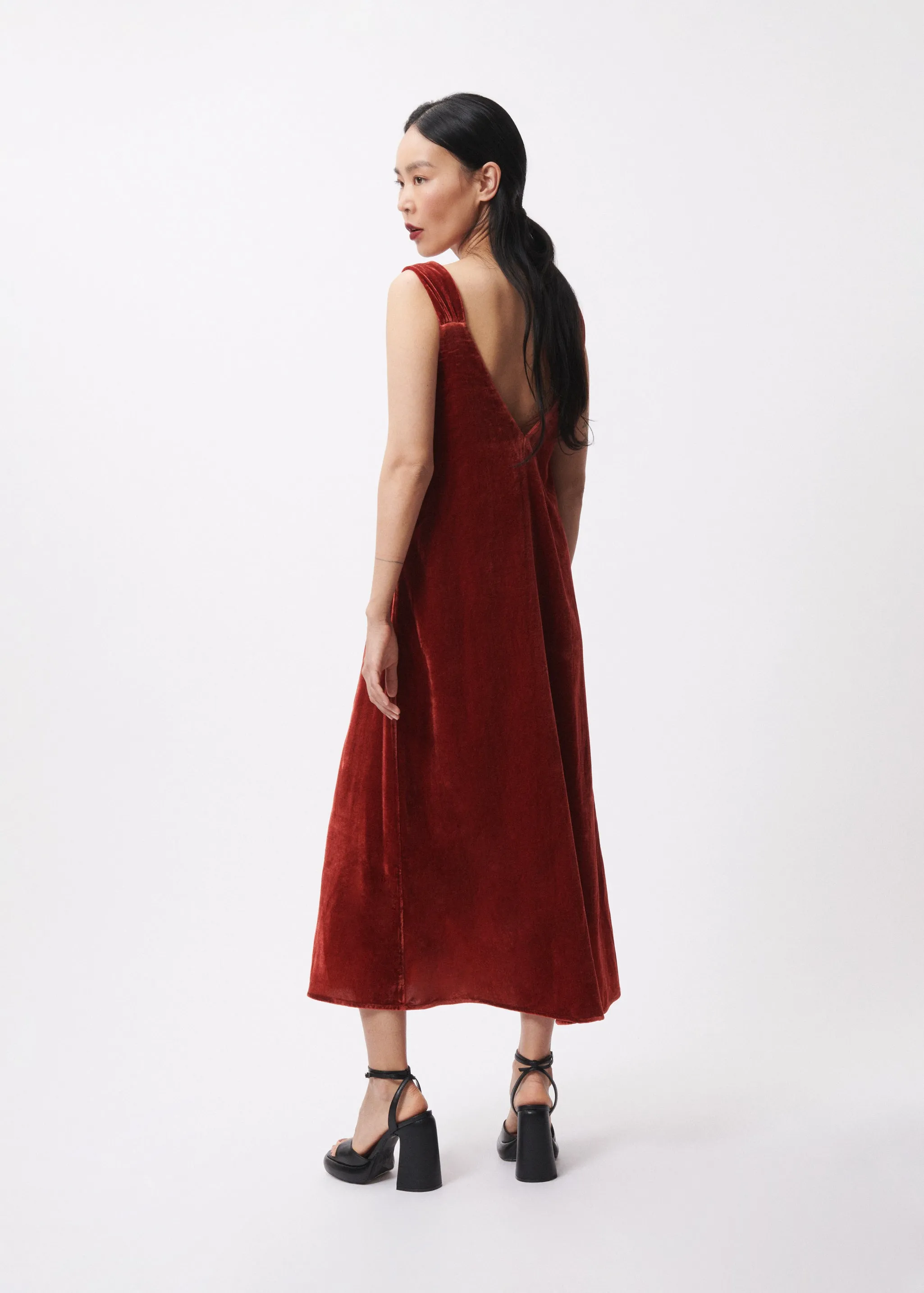 Robe LEDA Rouge sold by FRNCH product image thumbnail 4