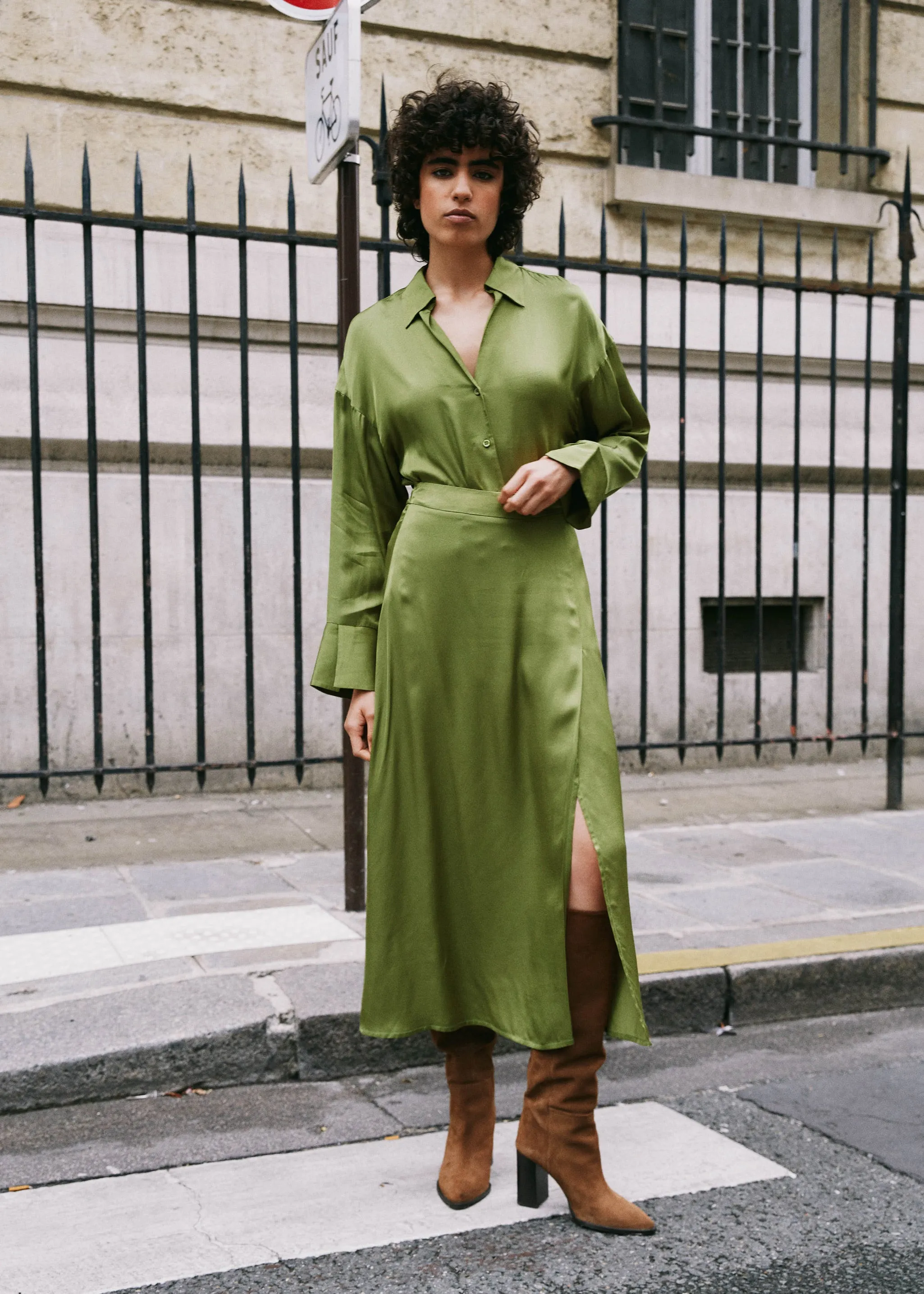 Chemise CLEMMIE Olive sold by FRNCH product image thumbnail 3