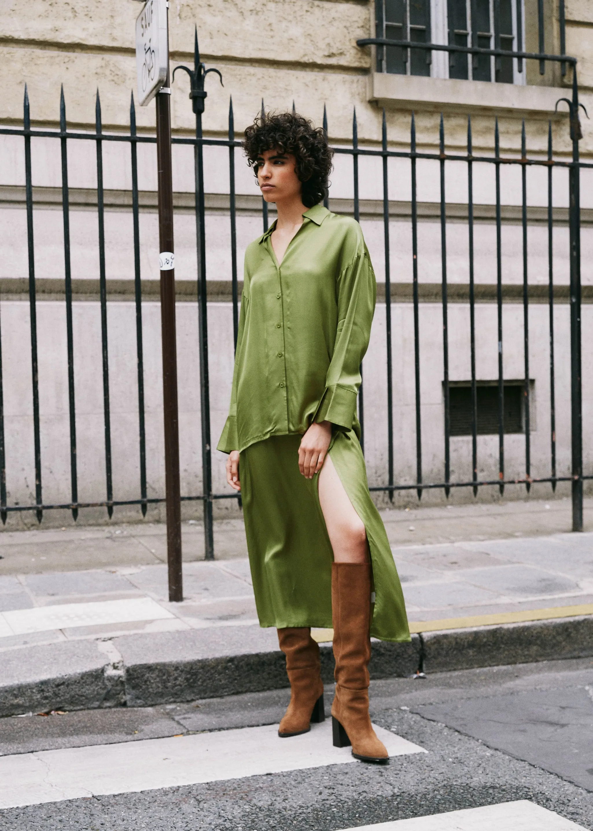 Chemise CLEMMIE Olive sold by FRNCH product image thumbnail 2