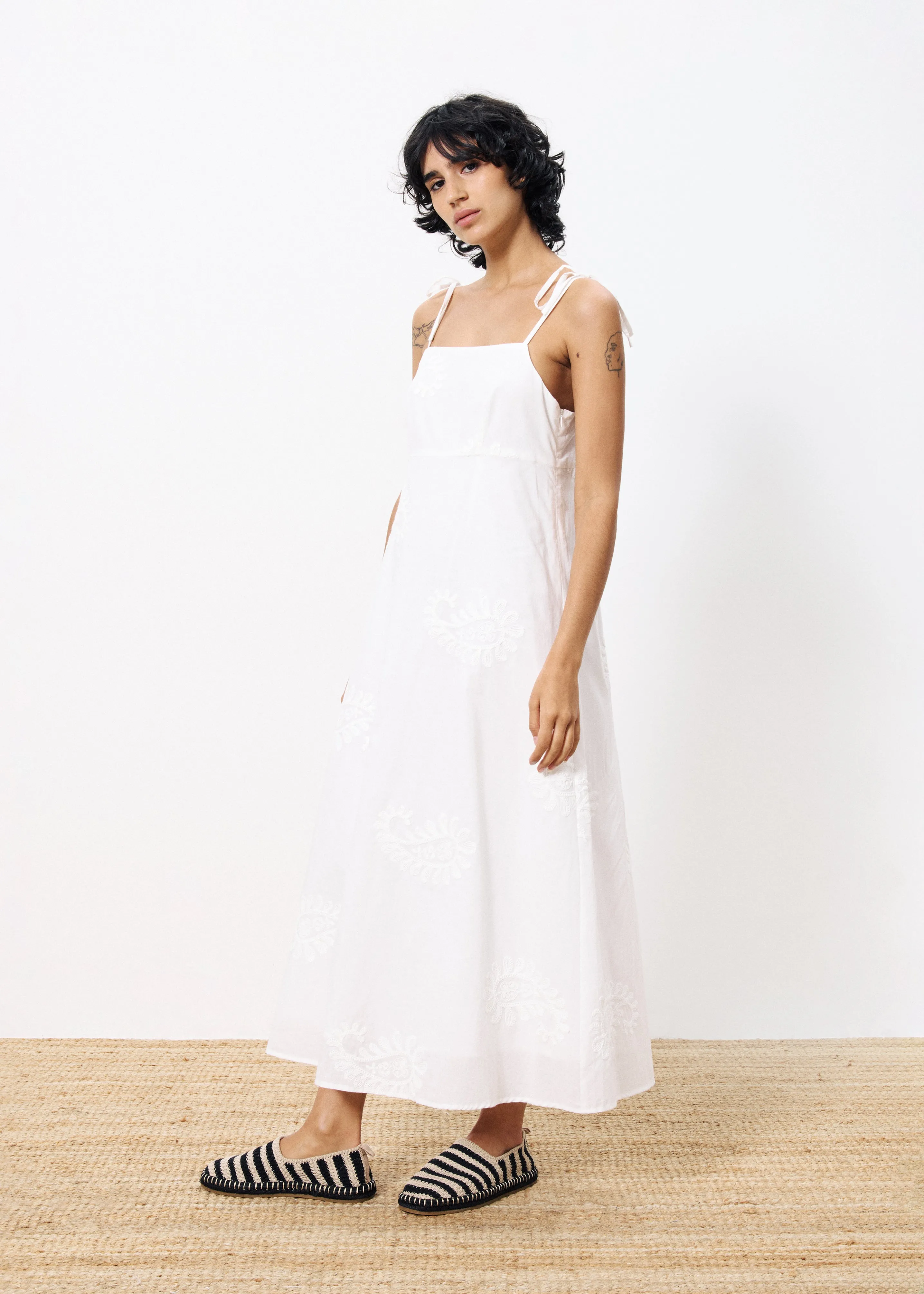 Robe NACERA Blanc sold by FRNCH product image thumbnail 2