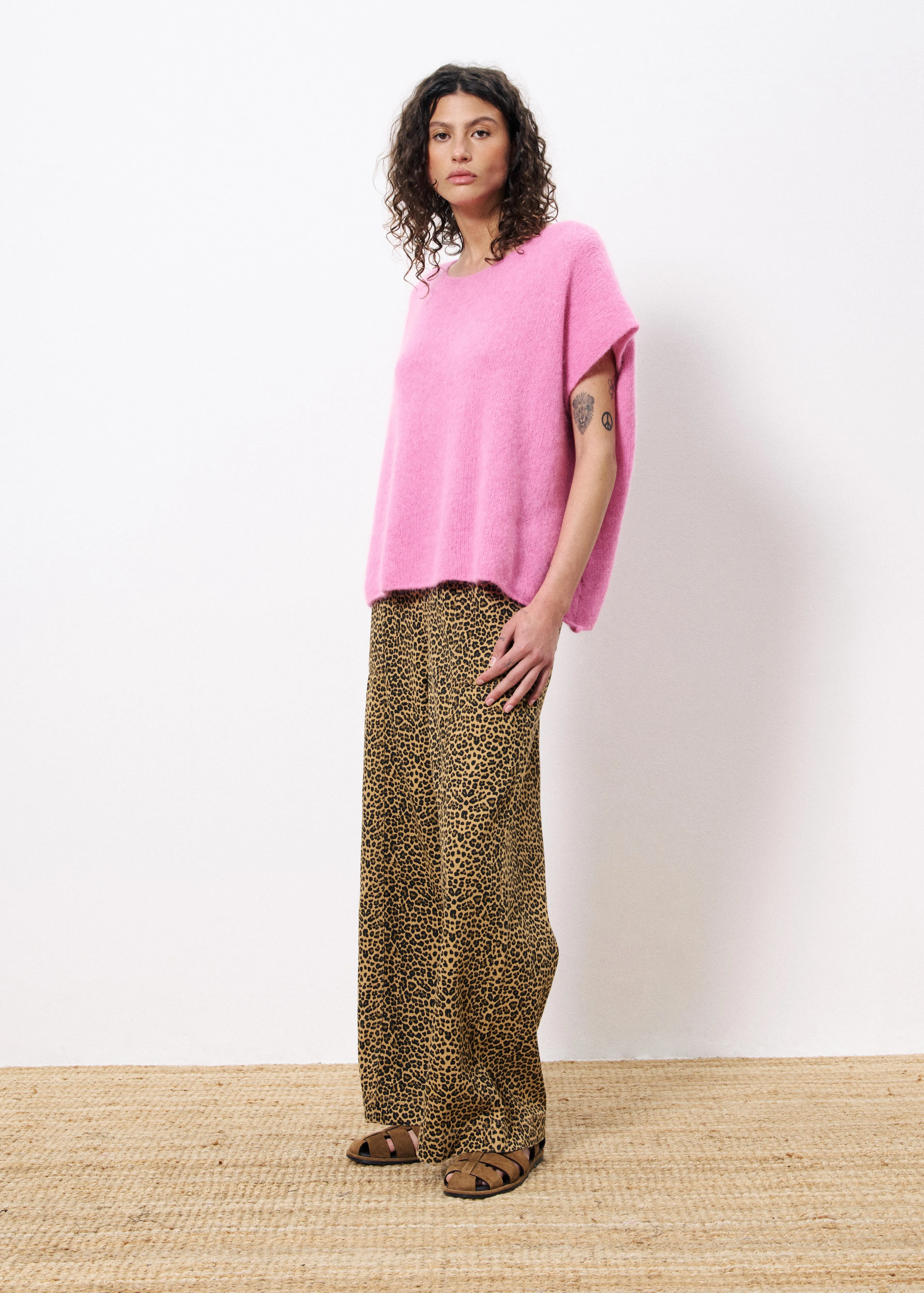 Pull INA Rose sold by FRNCH product image thumbnail 2