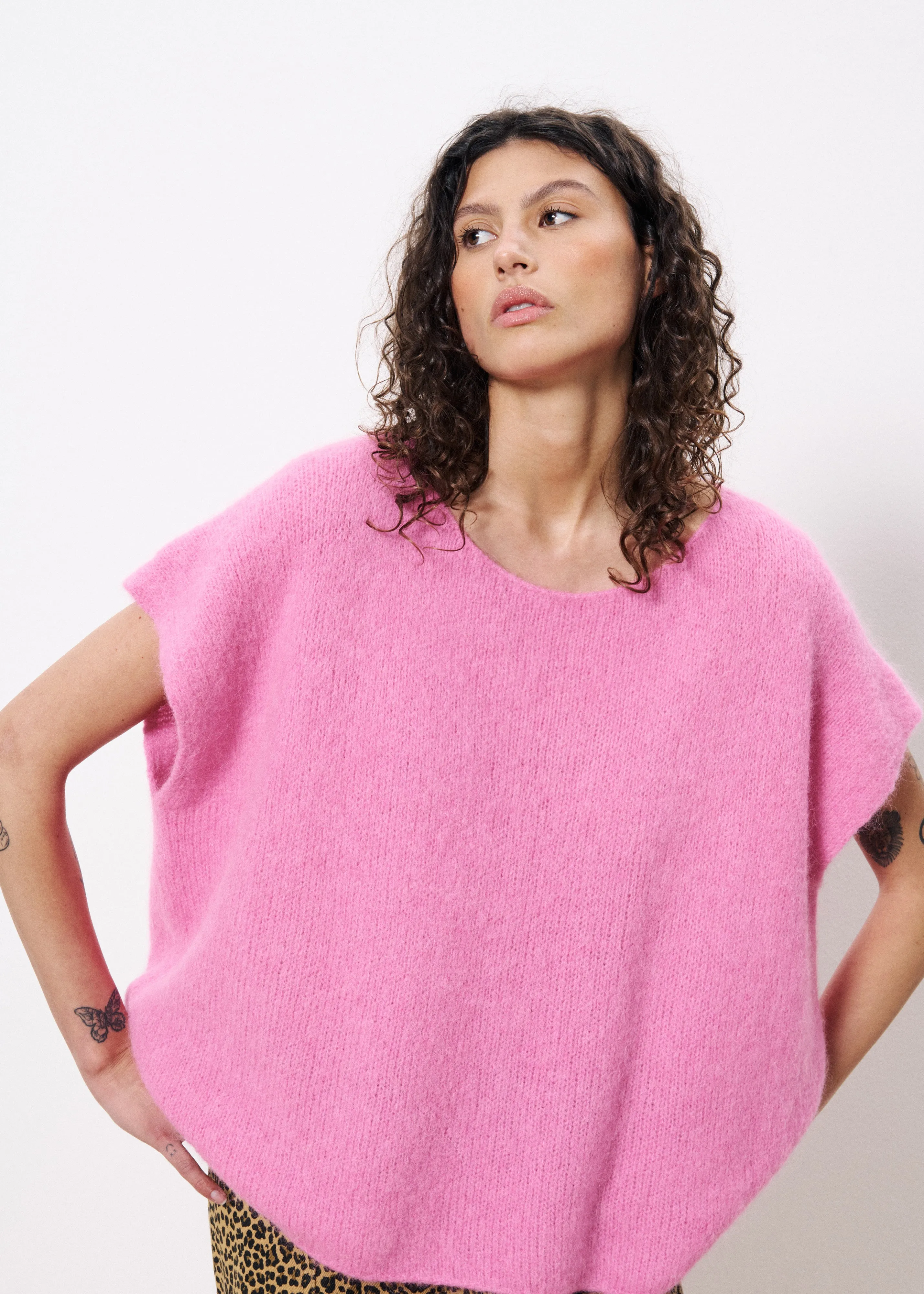 Pull INA Rose sold by FRNCH product image thumbnail 4