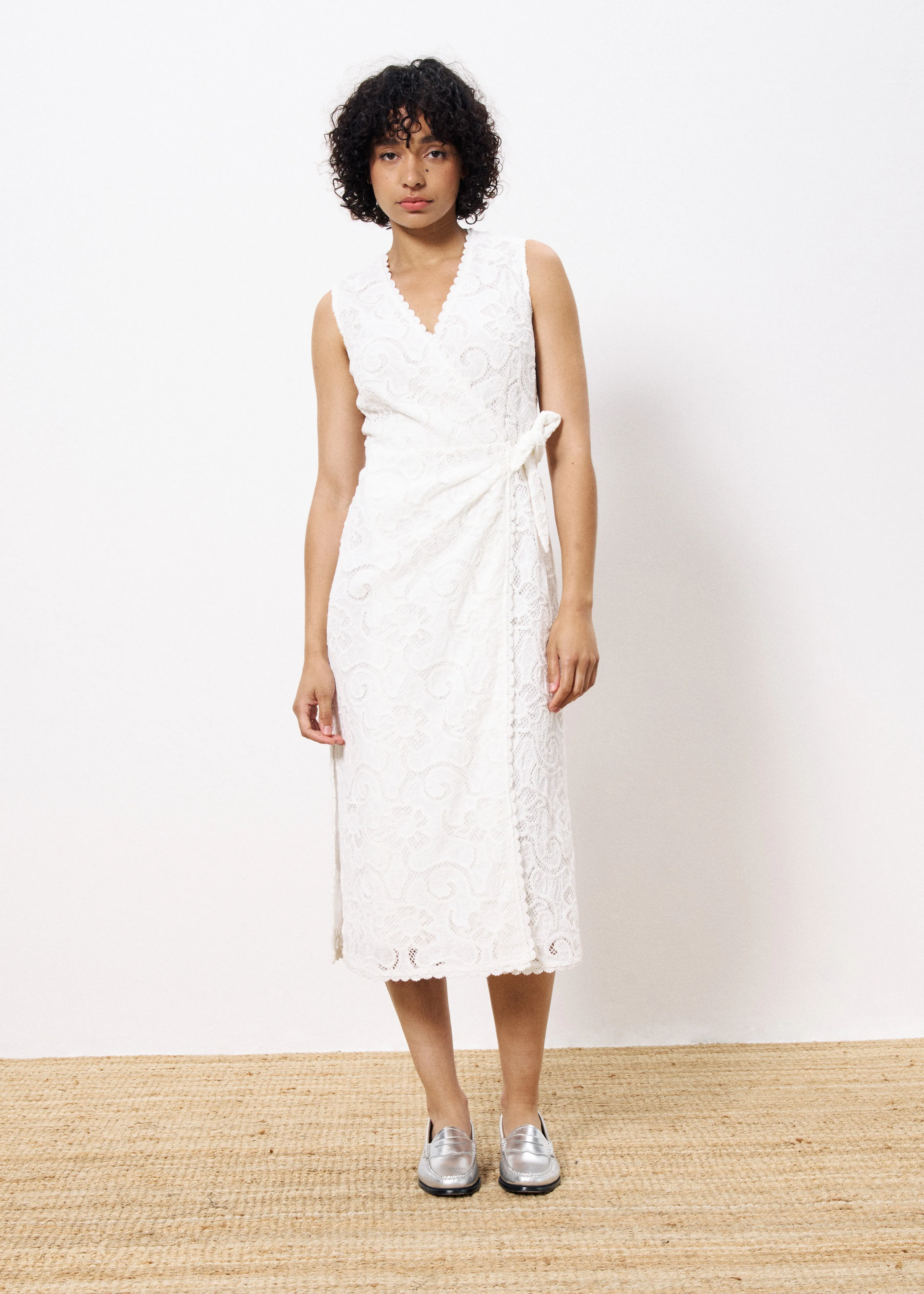 Robe AHAVA Blanc sold by FRNCH