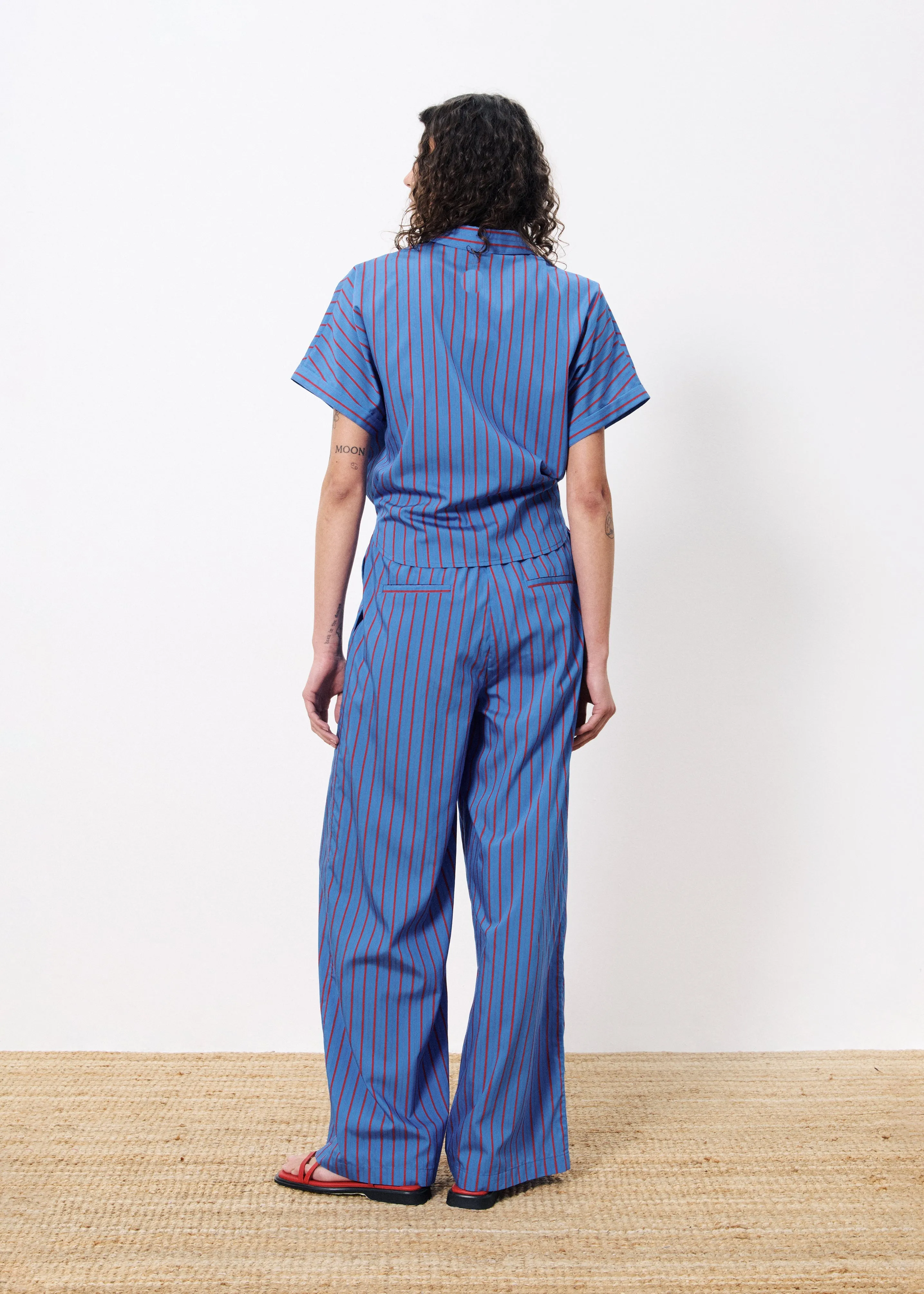 Chemise CARMELLE Bleu electrique sold by FRNCH product image thumbnail 3