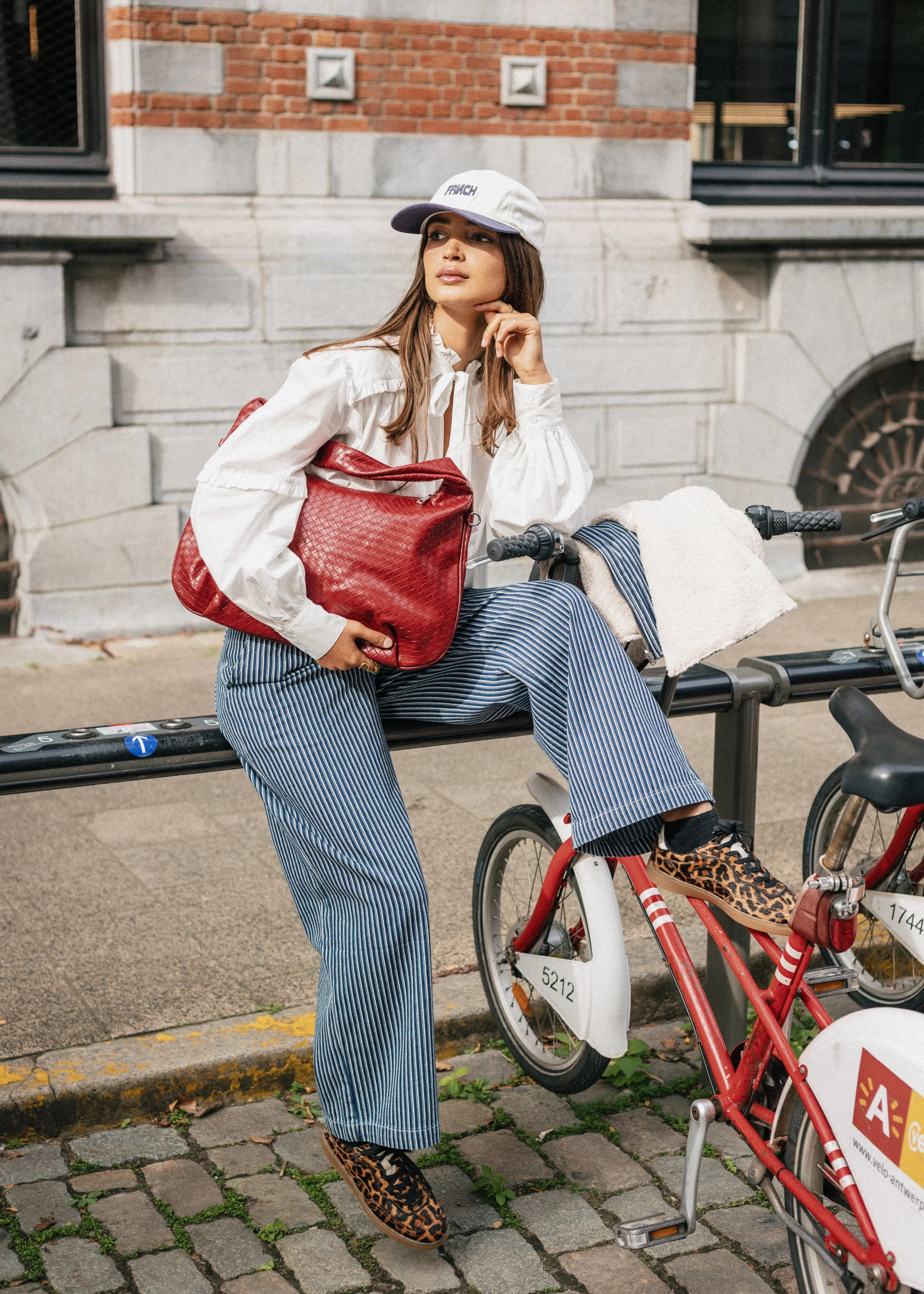 Blouse LOWIE Creme sold by FRNCH product image thumbnail 2