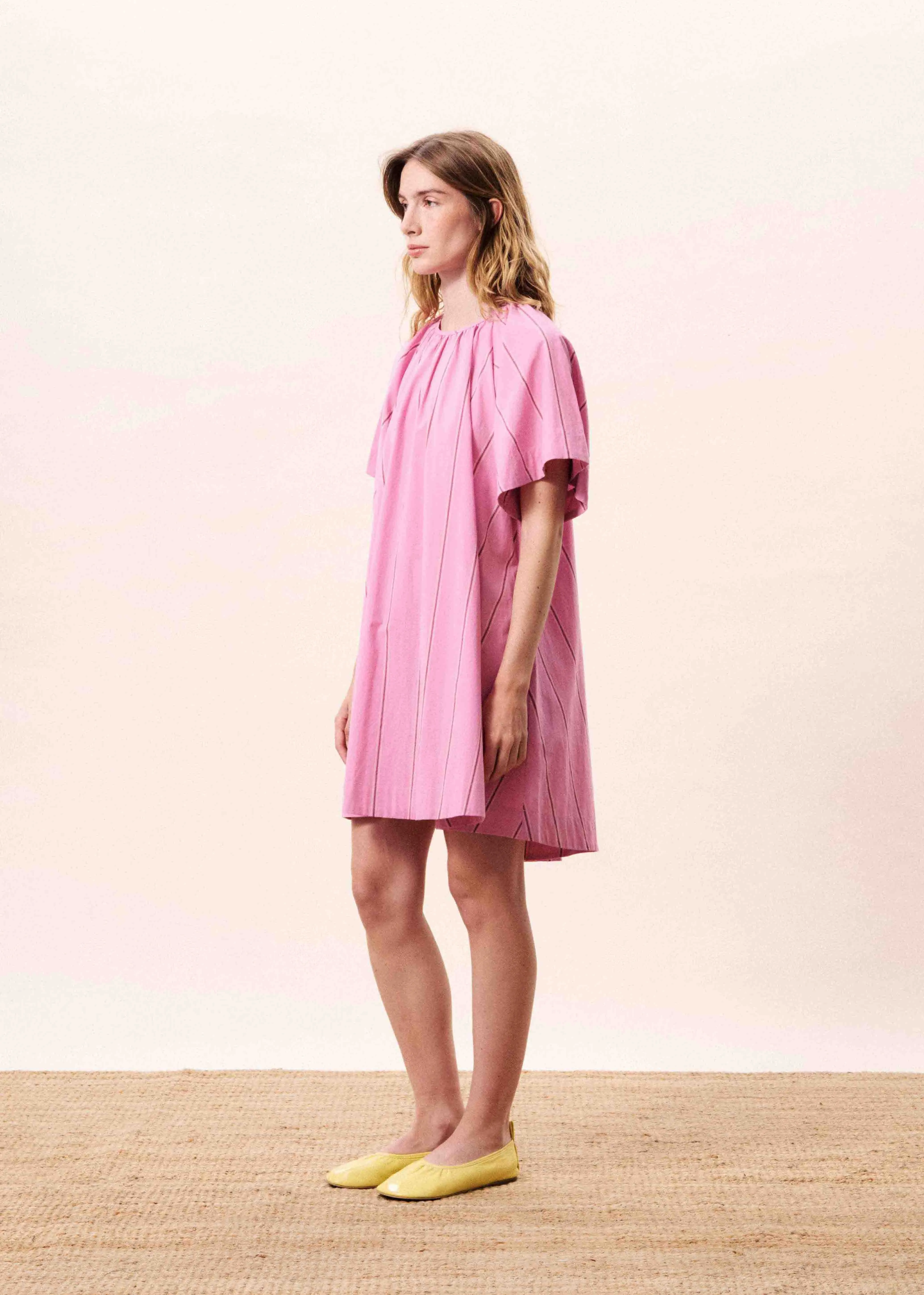 Robe DORIS Violine sold by FRNCH product image thumbnail 3