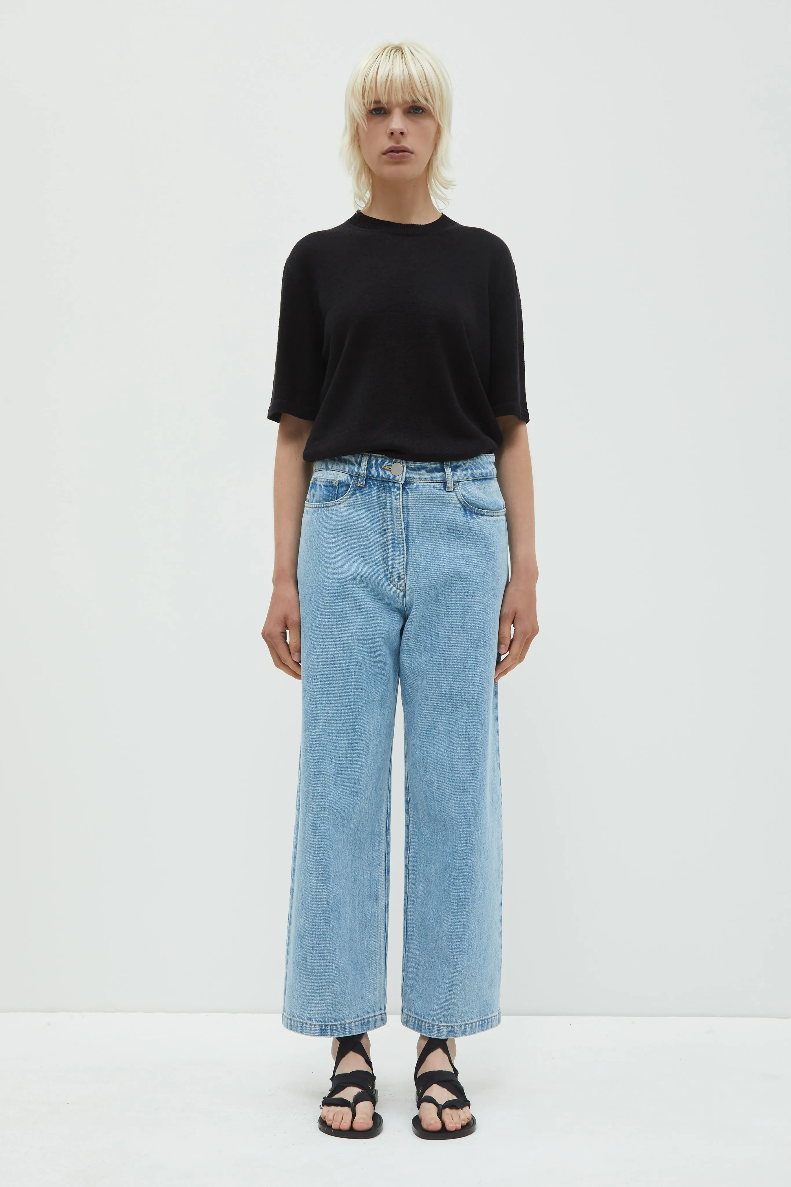 Pelaro Barrel Leg Jeans sold by Christian Wijnants