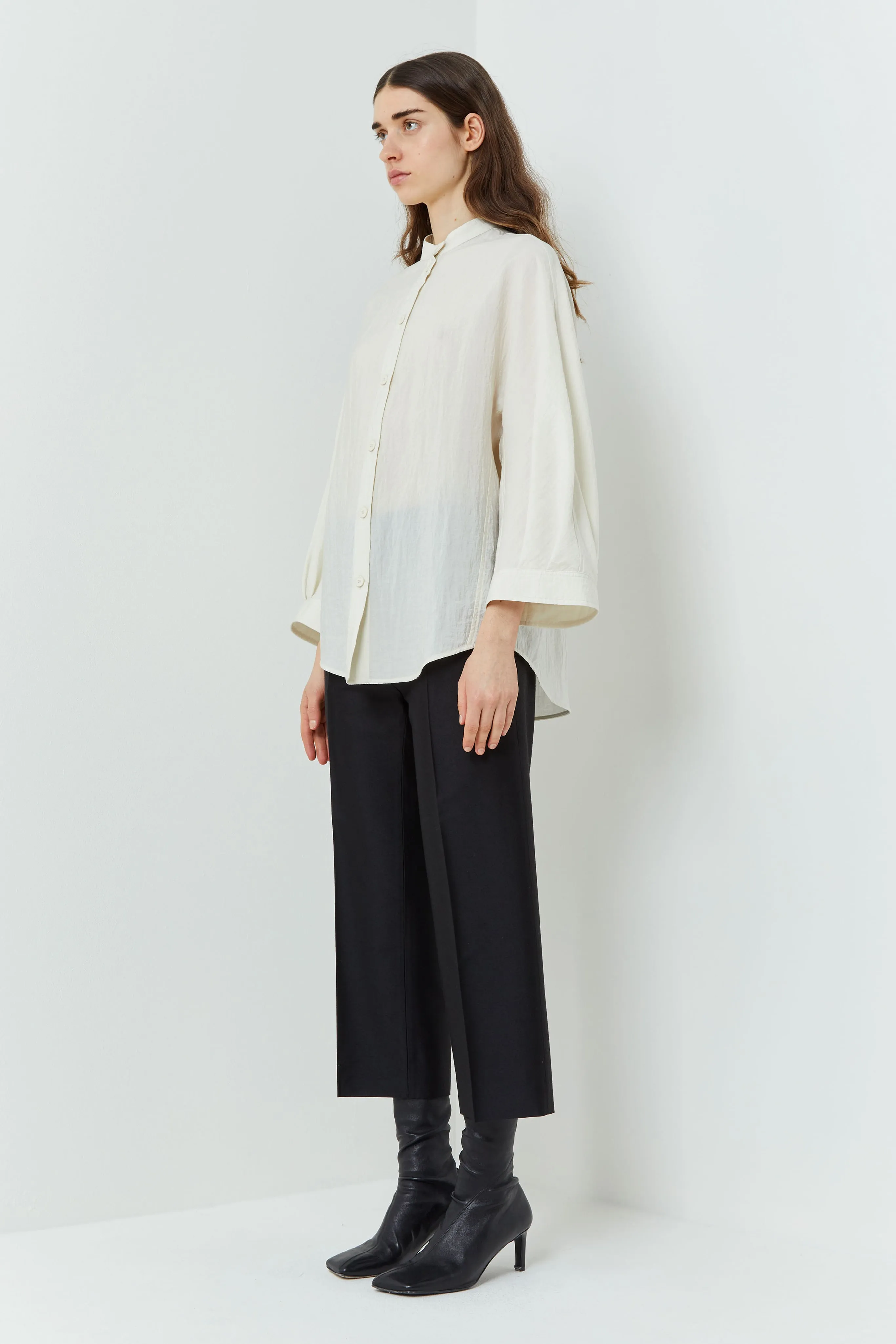 Tamira 7931 Milk sold by Christian Wijnants product image thumbnail 2